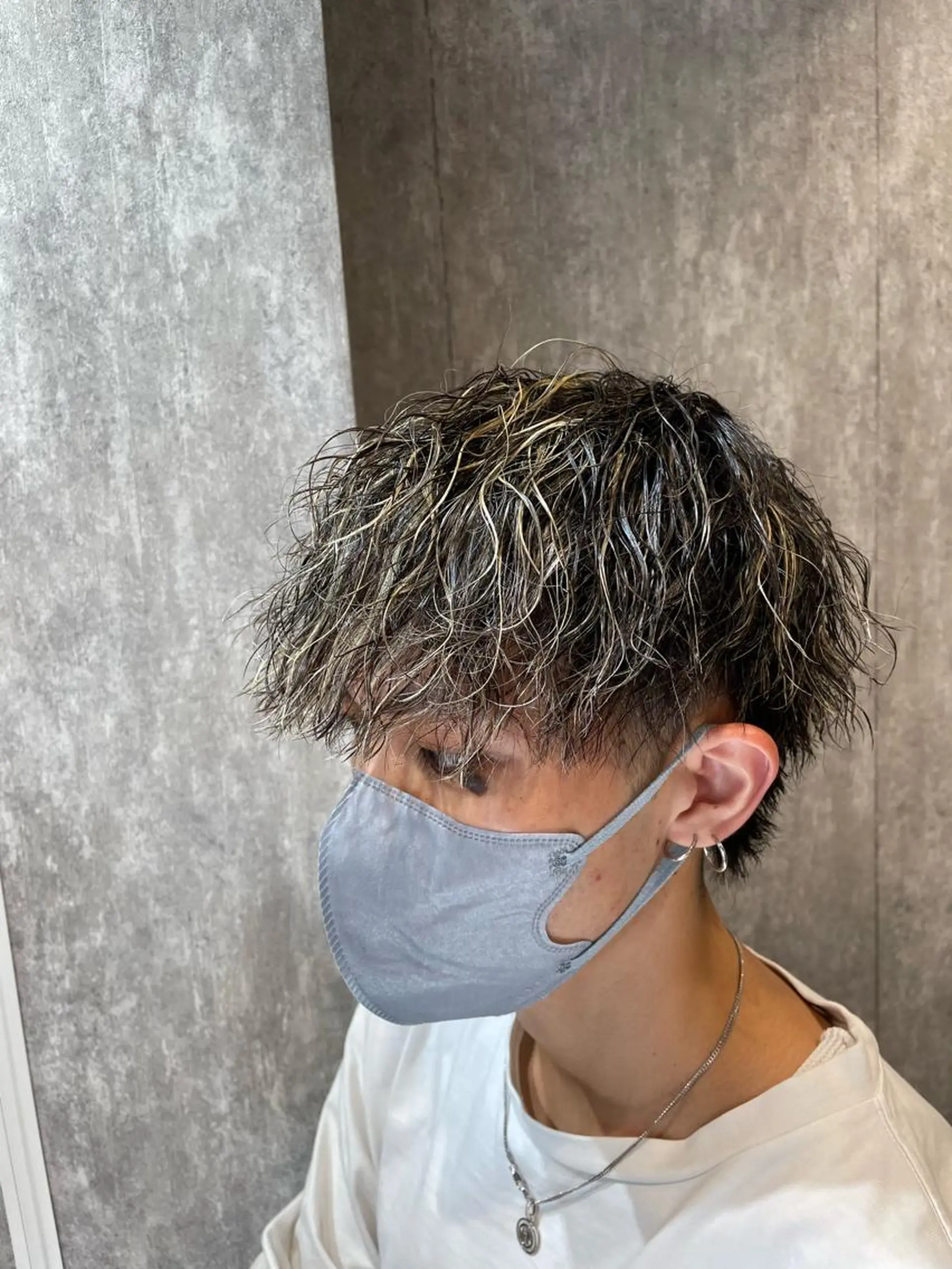 ショート カラー パーマ メンズ ヘアカラー 🔥メンズ超特化🔥 青木海斗のヘアスタイル