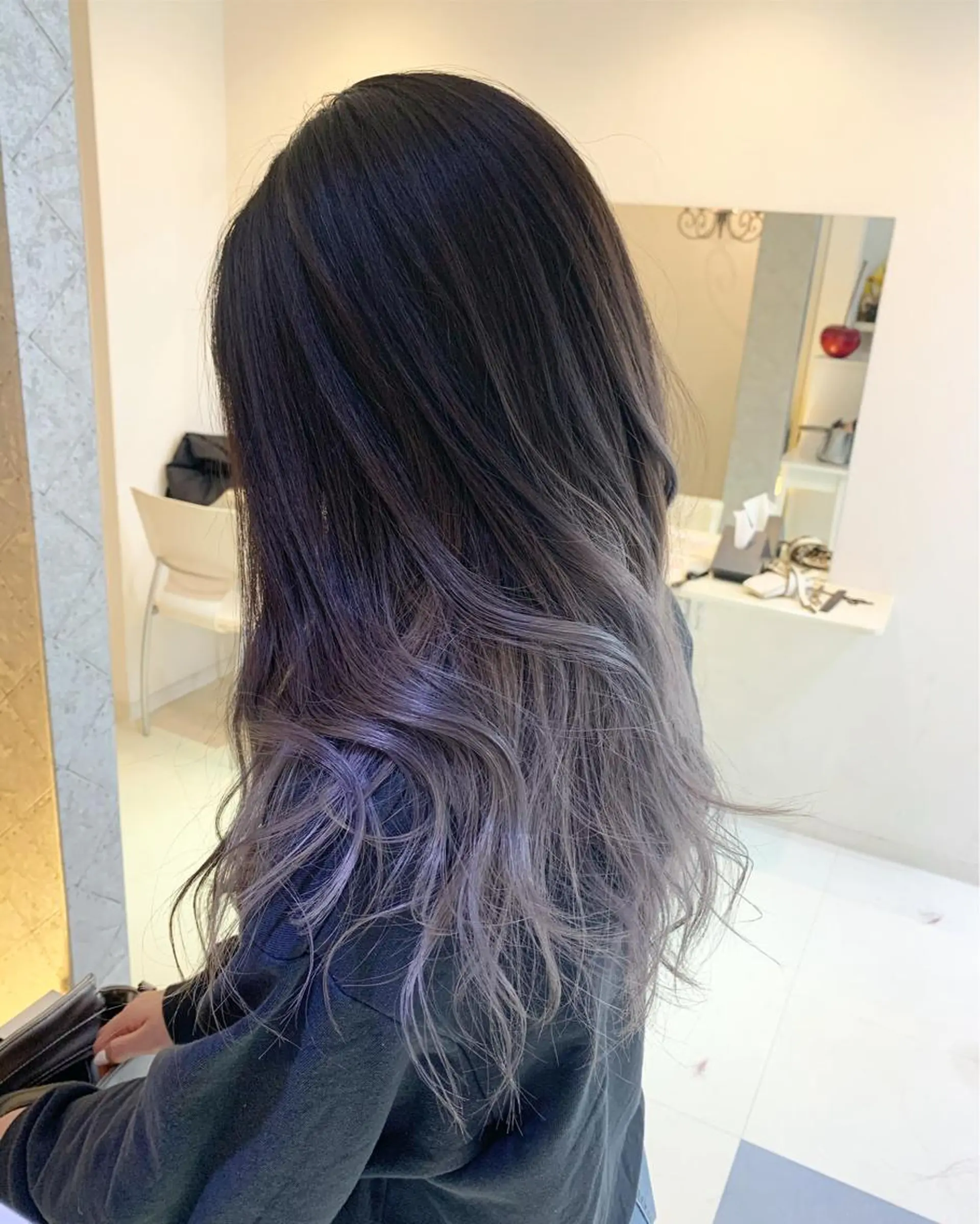 カラー ブリーチ グラデーションカラー 渡辺 健太のヘアスタイル