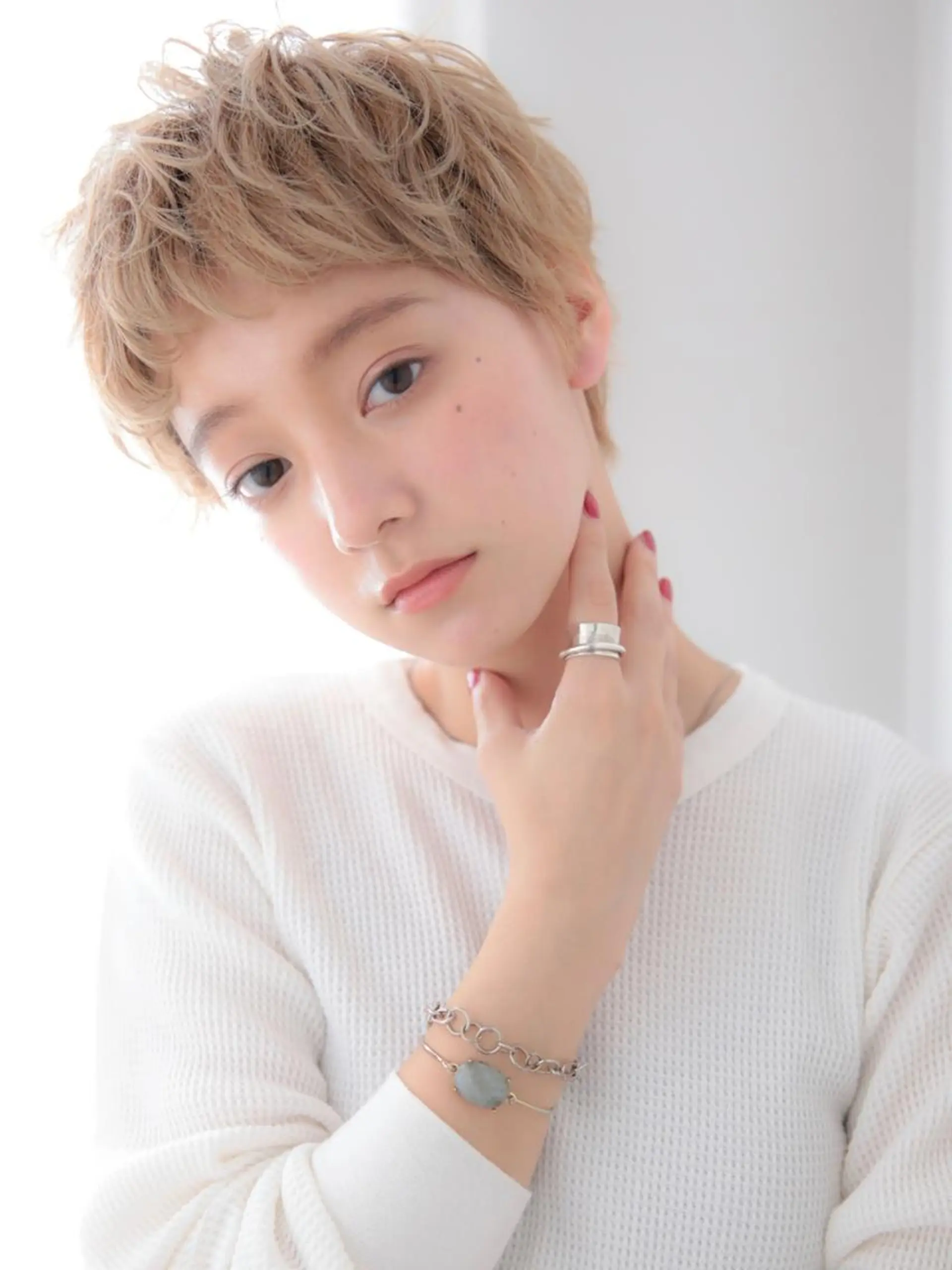 ショート カラー レイヤーカット✂️ 横浜No1♡下鳥翔子のヘアスタイル