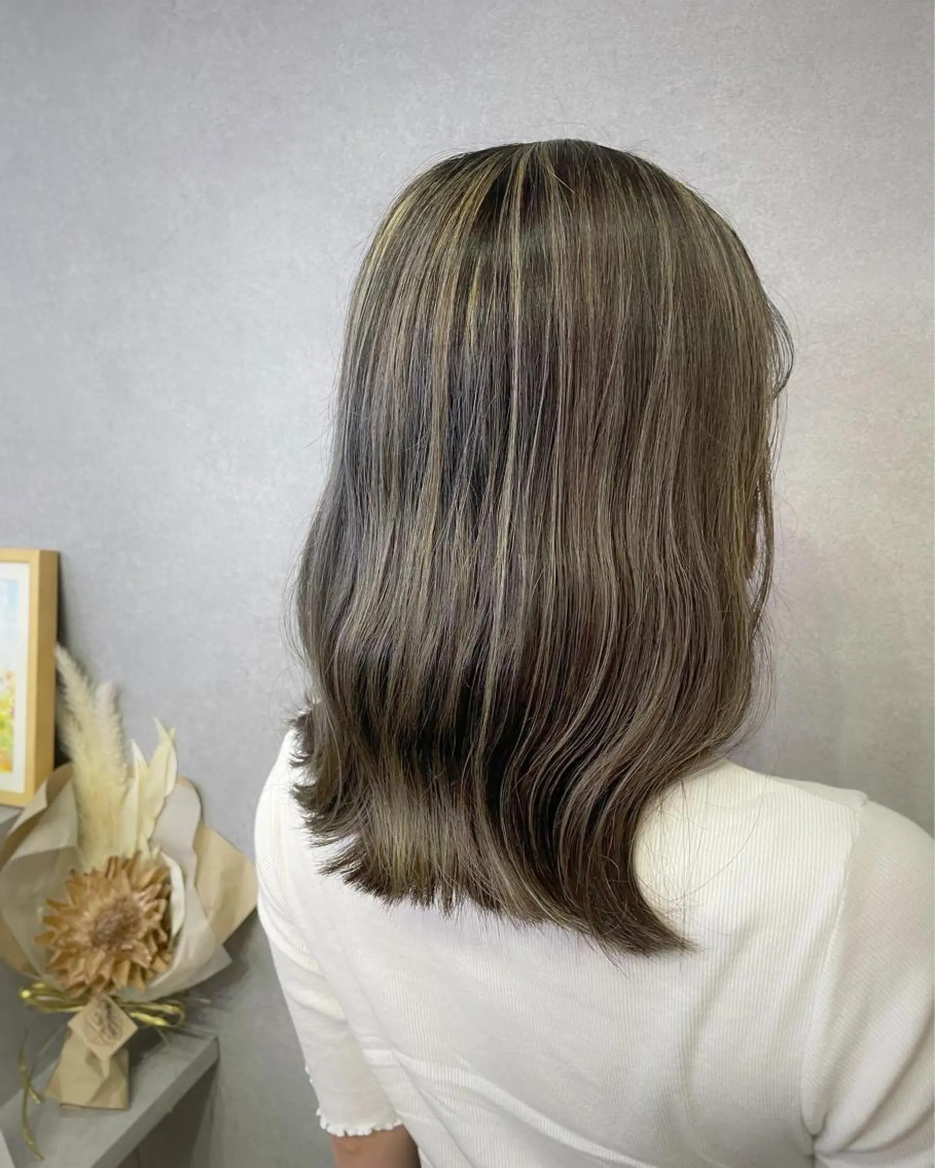 セミロング カラー ハイライトカラー ハイライト 朝倉 海斗のヘアスタイル