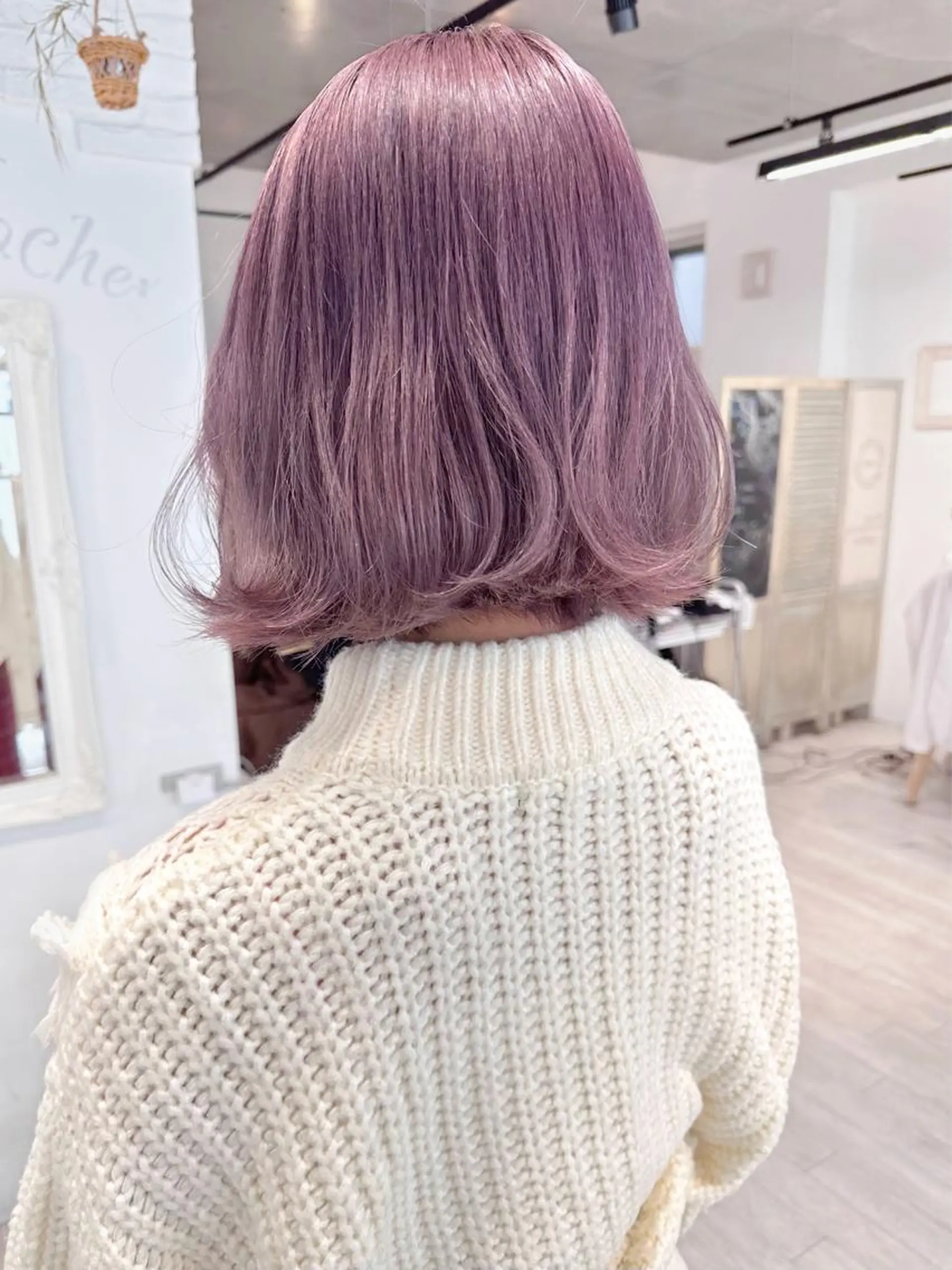カラー ラベンダーカラー 梅津 光帆のヘアスタイル