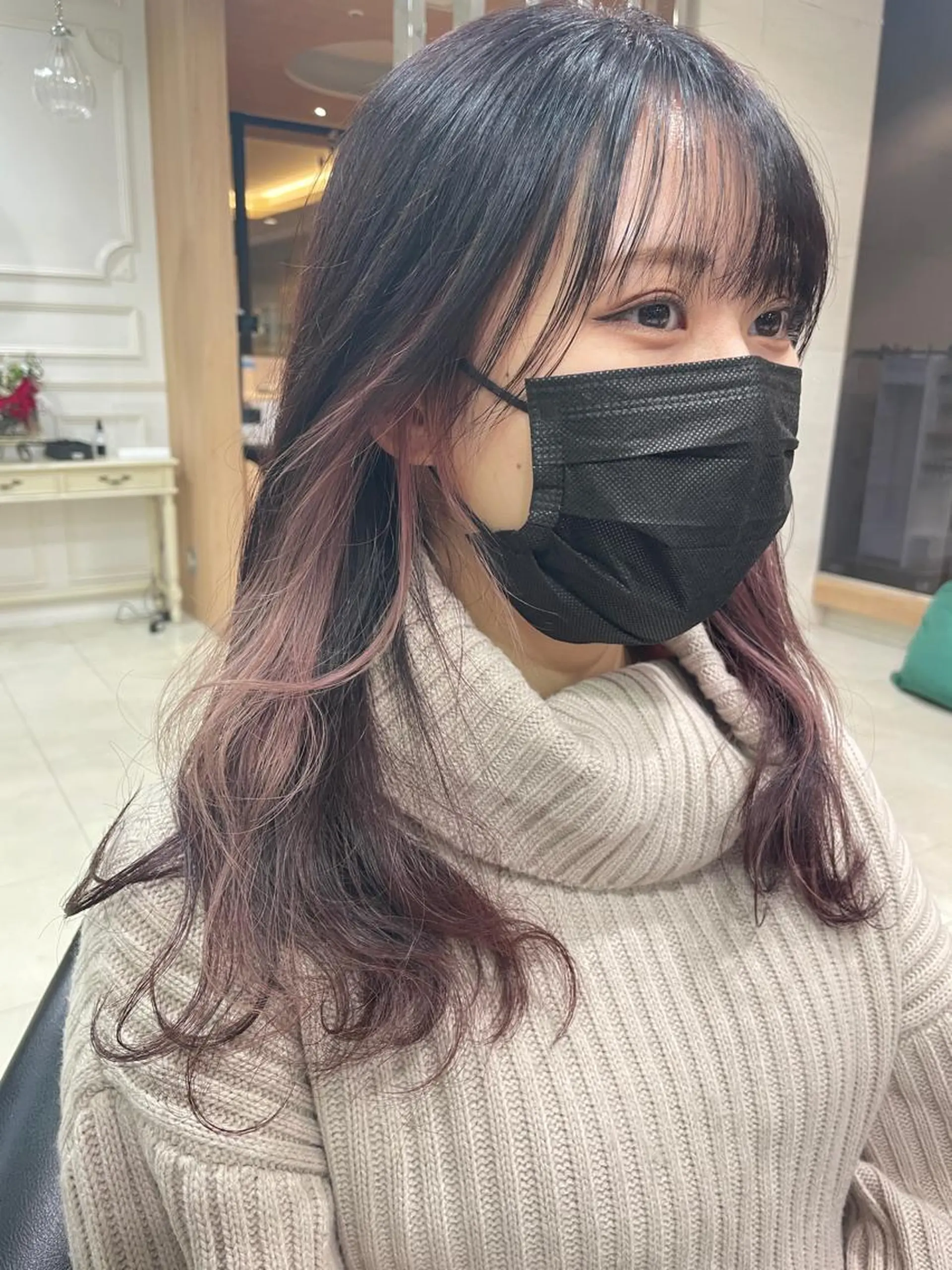 ロング 齋藤 尋真のヘアスタイル