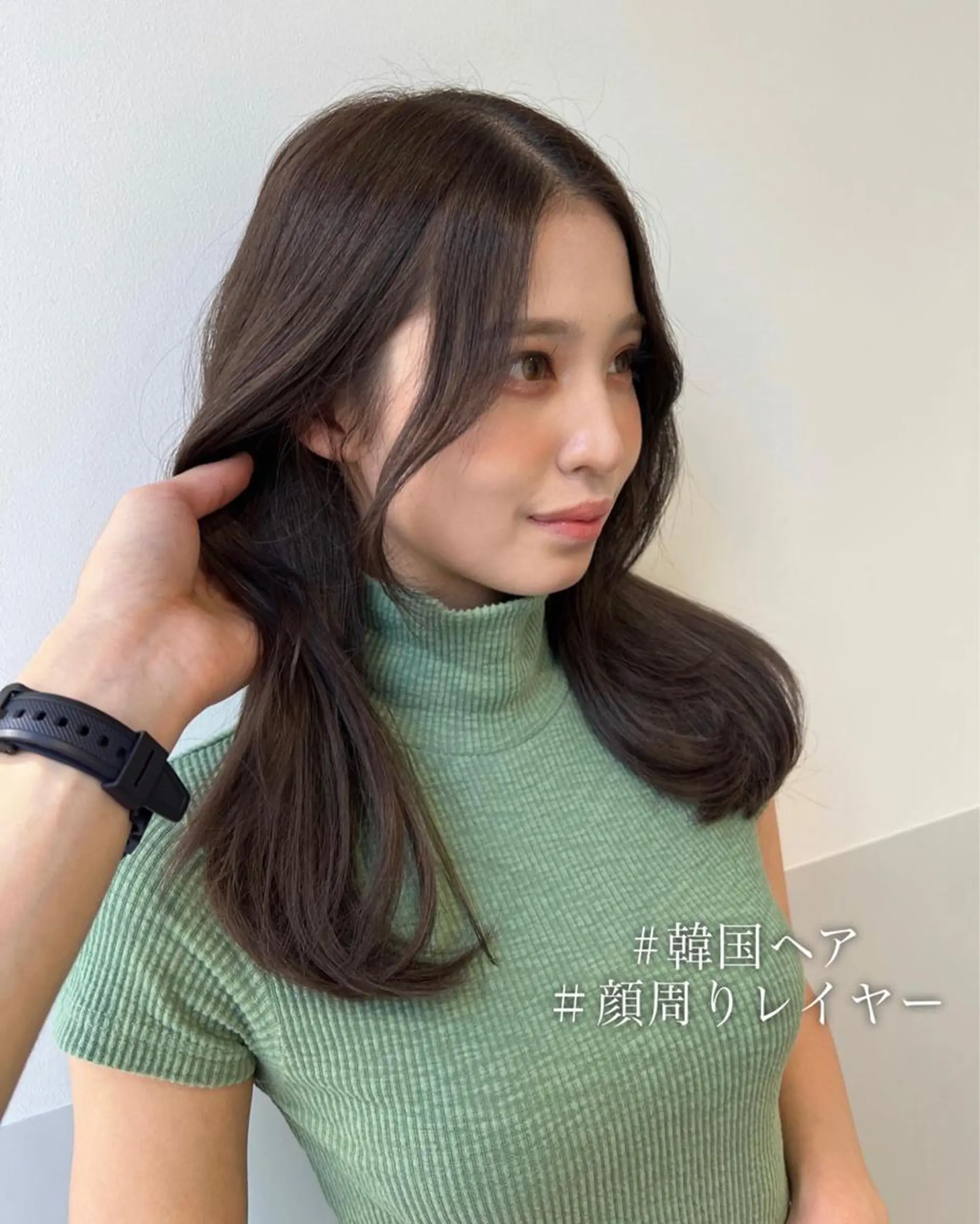 ミディアム カラー 韓国風カラー くびれヘア 顔周りカット 髪質改善 ヨシンモリ カット ヘアカラー トリートメント TAKUMI 【美髪特化】のヘアスタイル