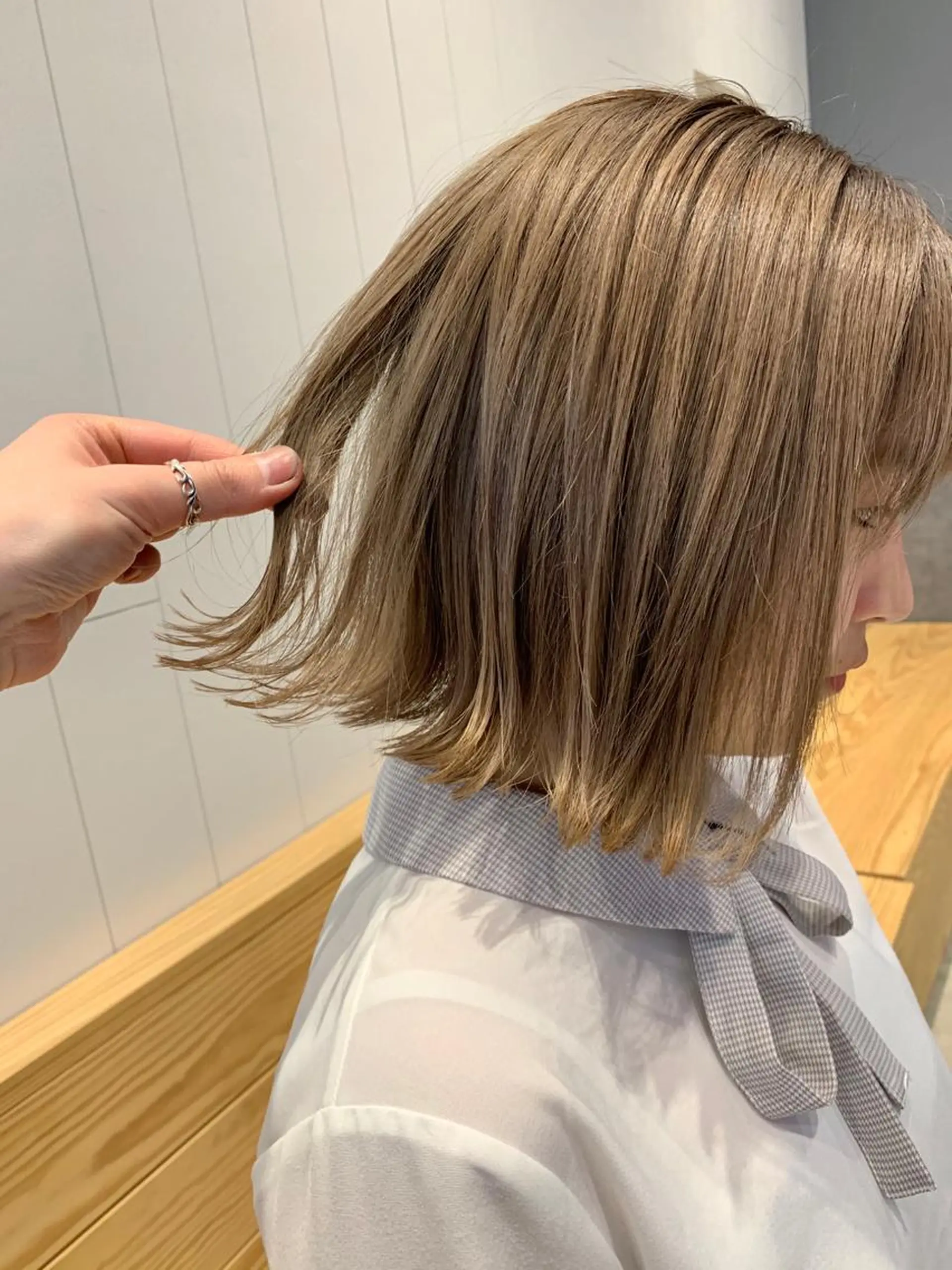 ショート アッシュ yui .のヘアスタイル