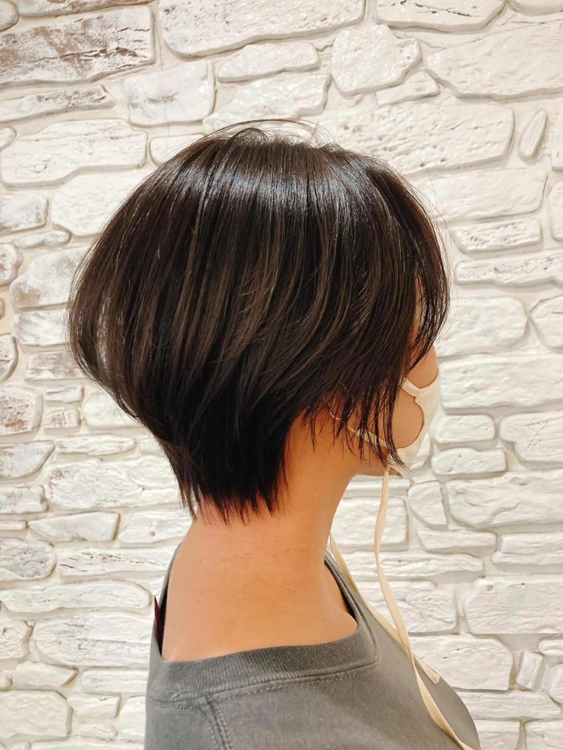 ショート カラー ハンサムショート ショートヘア 浅岡 のどかのヘアスタイル