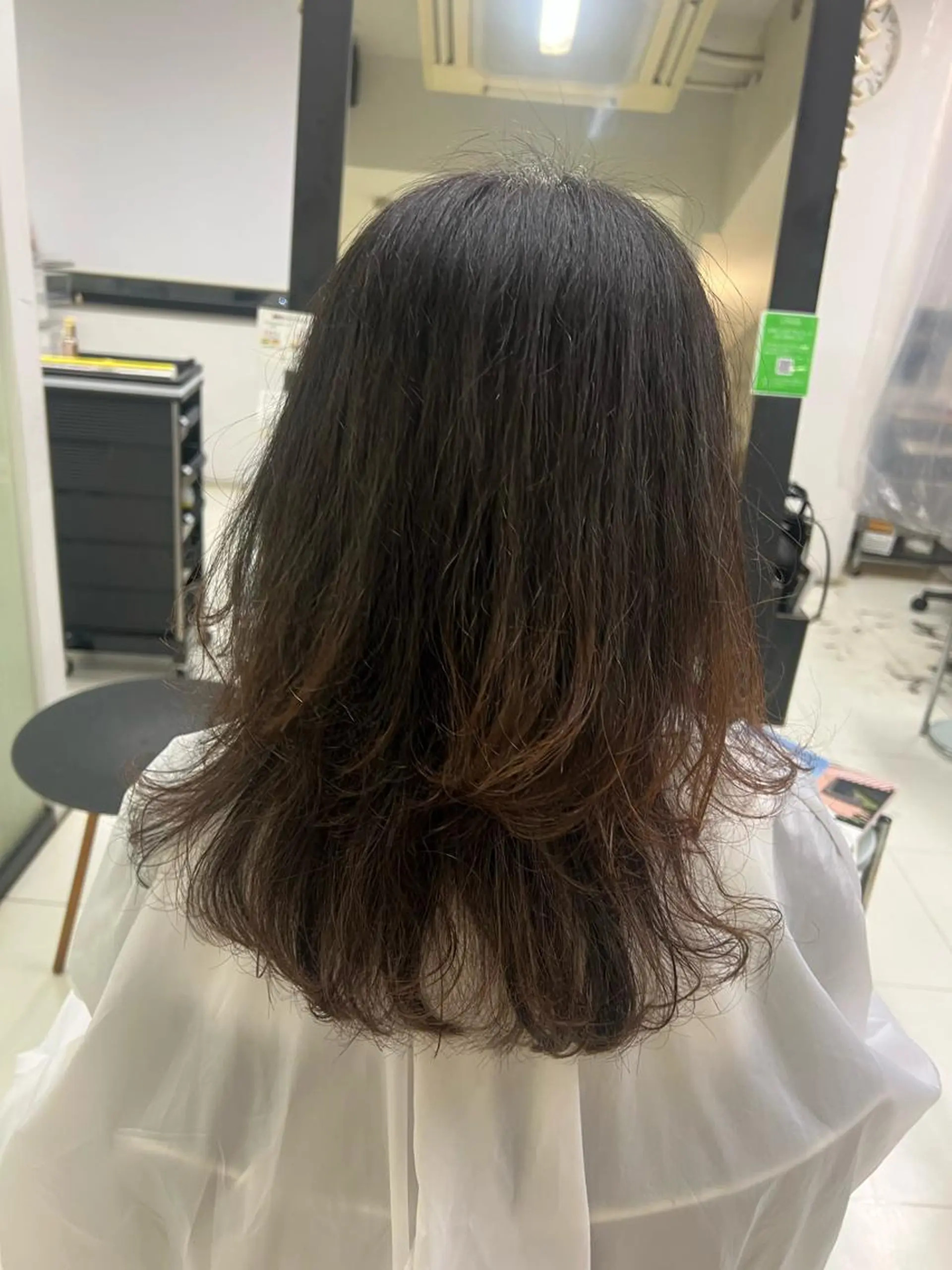 ミディアム OGOSHI 川和町のヘアスタイル