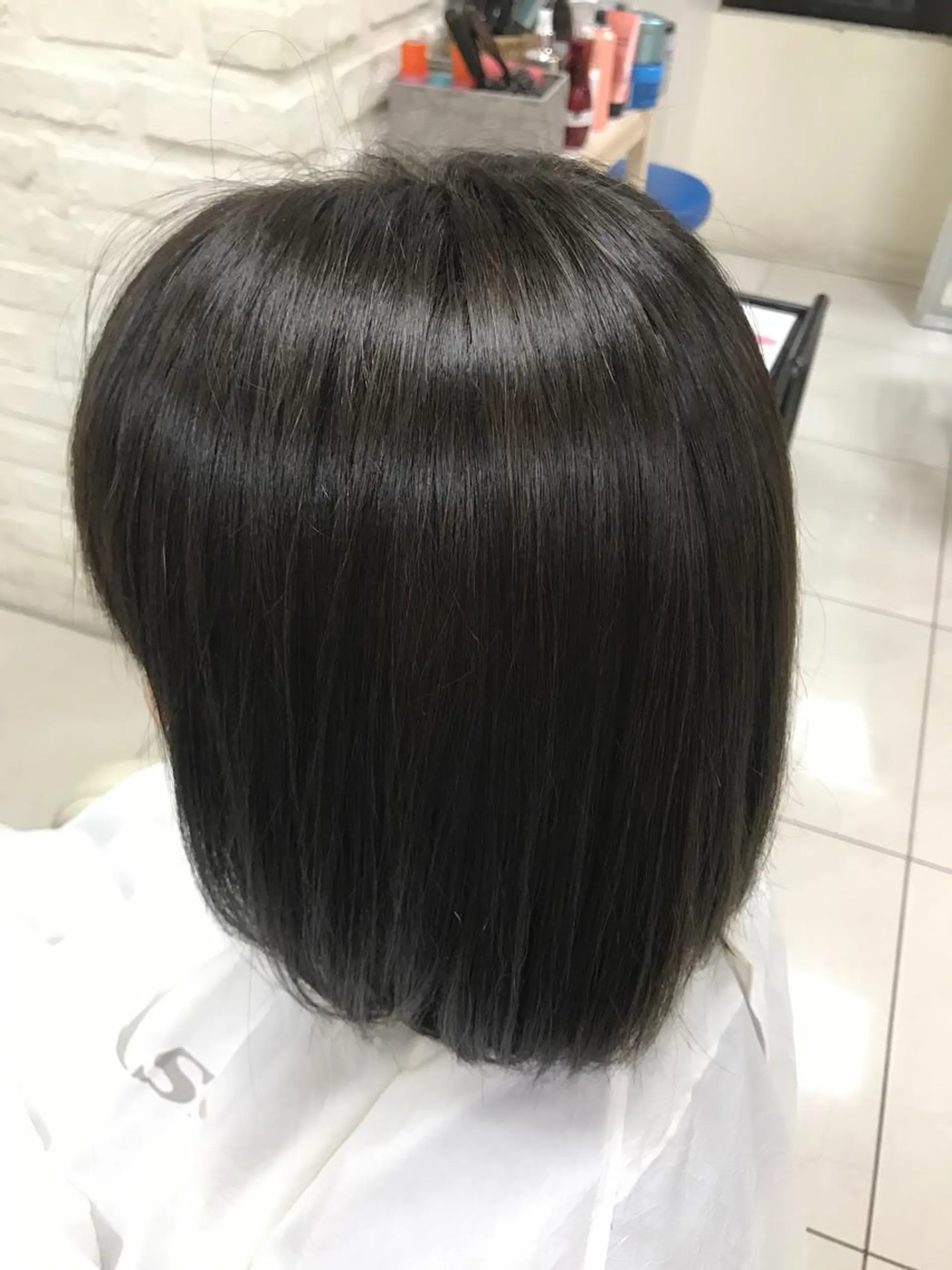 ミディアム カラー アッシュ ブルーカラー ブルーアッシュ イルミナカラー 【暖色カラー特化】 中山由梨のヘアスタイル