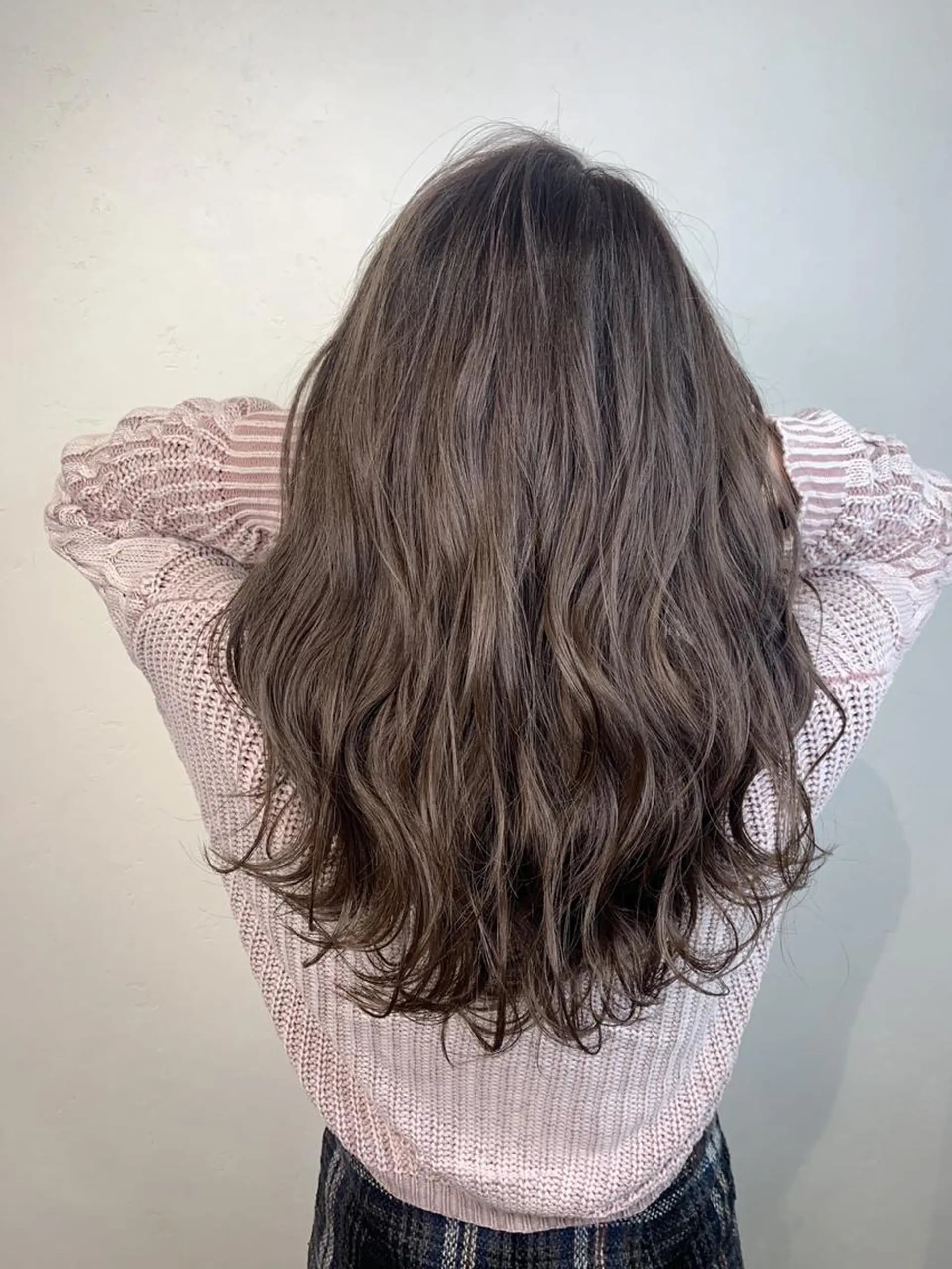 セミロング アンダーバーホワイト 堺東店のヘアスタイル