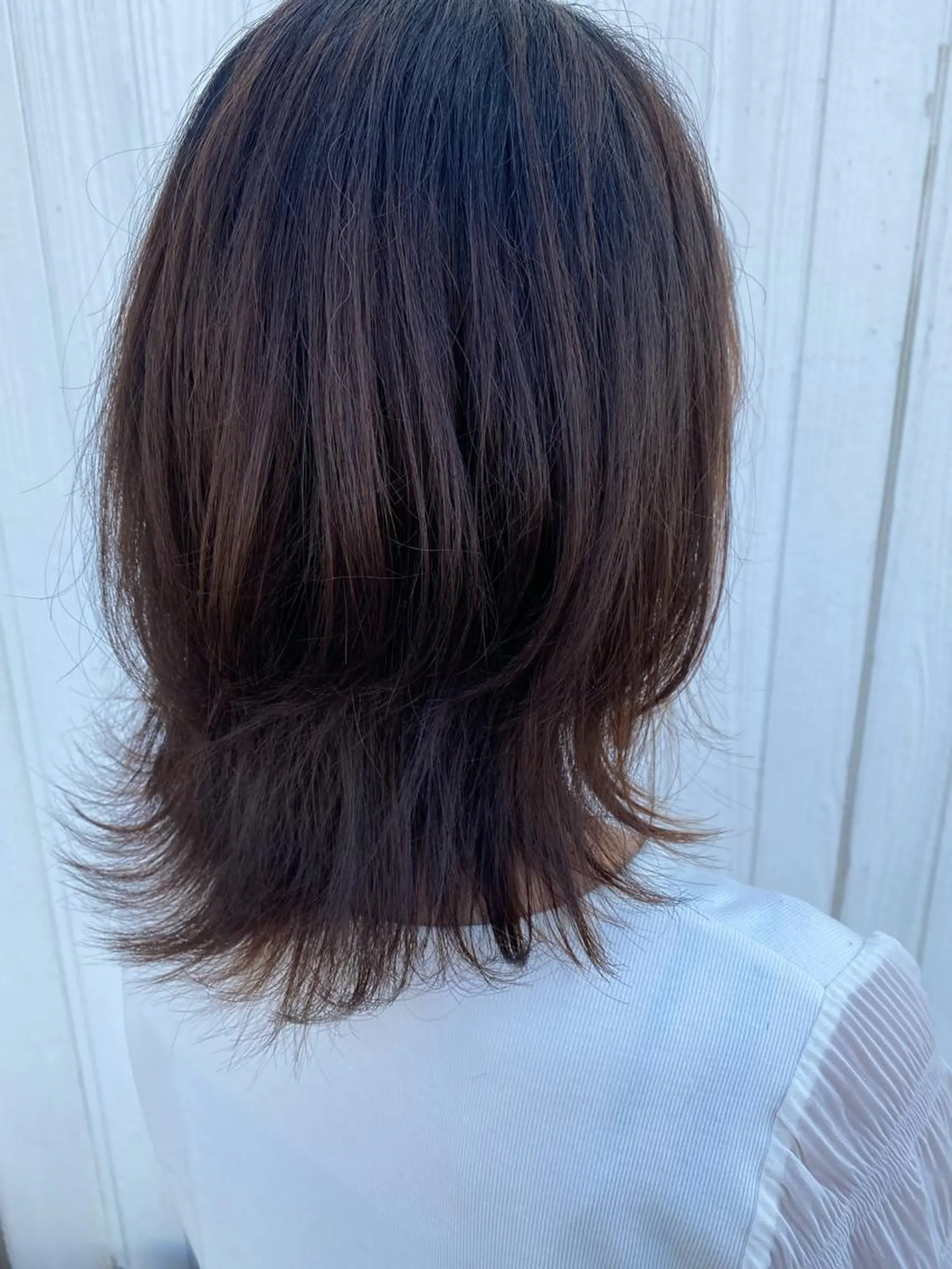 ミディアム ウルフカット 石川 信英のヘアスタイル