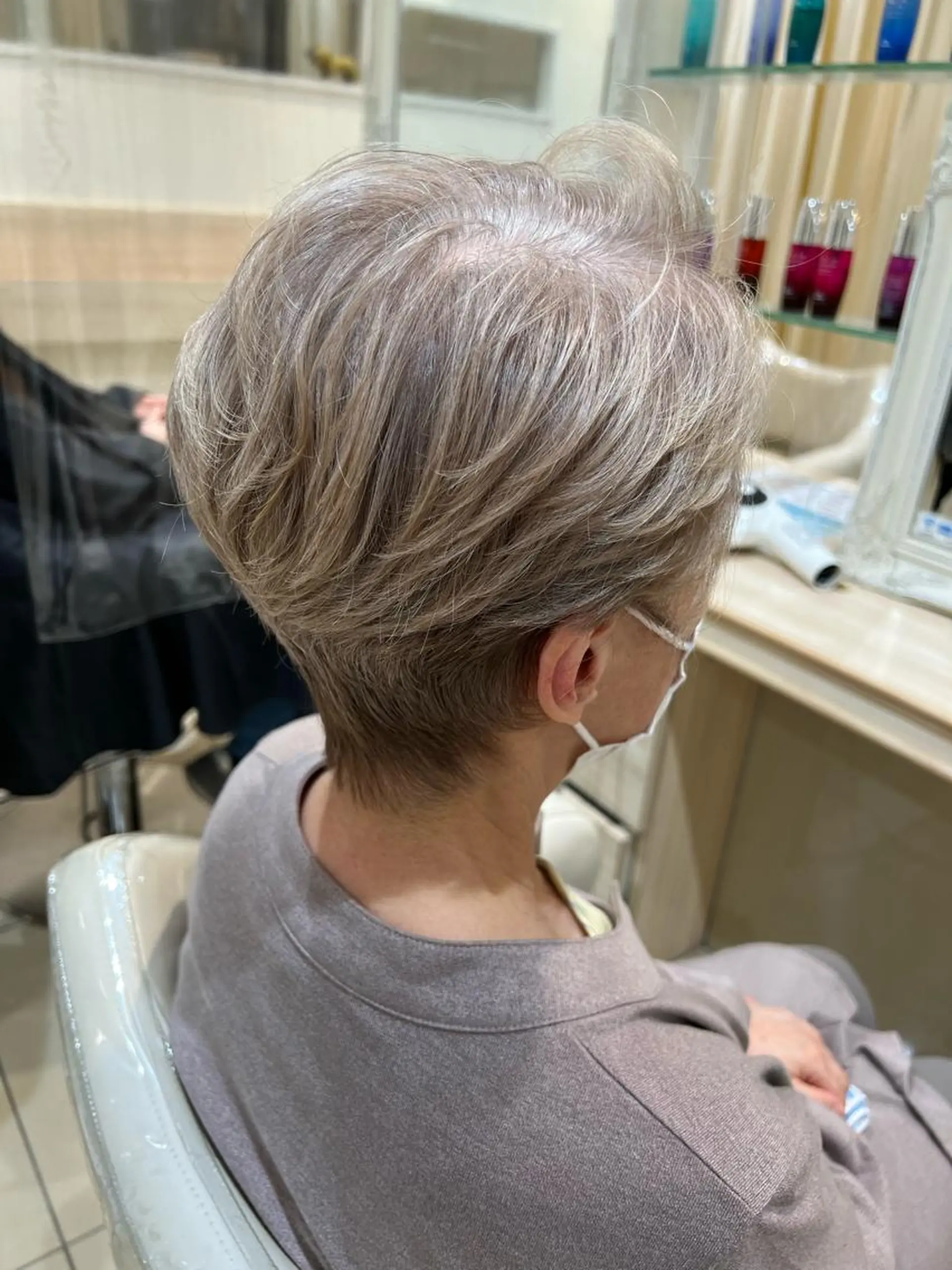 ショート オージュアソムリエ 遠藤大河のヘアスタイル