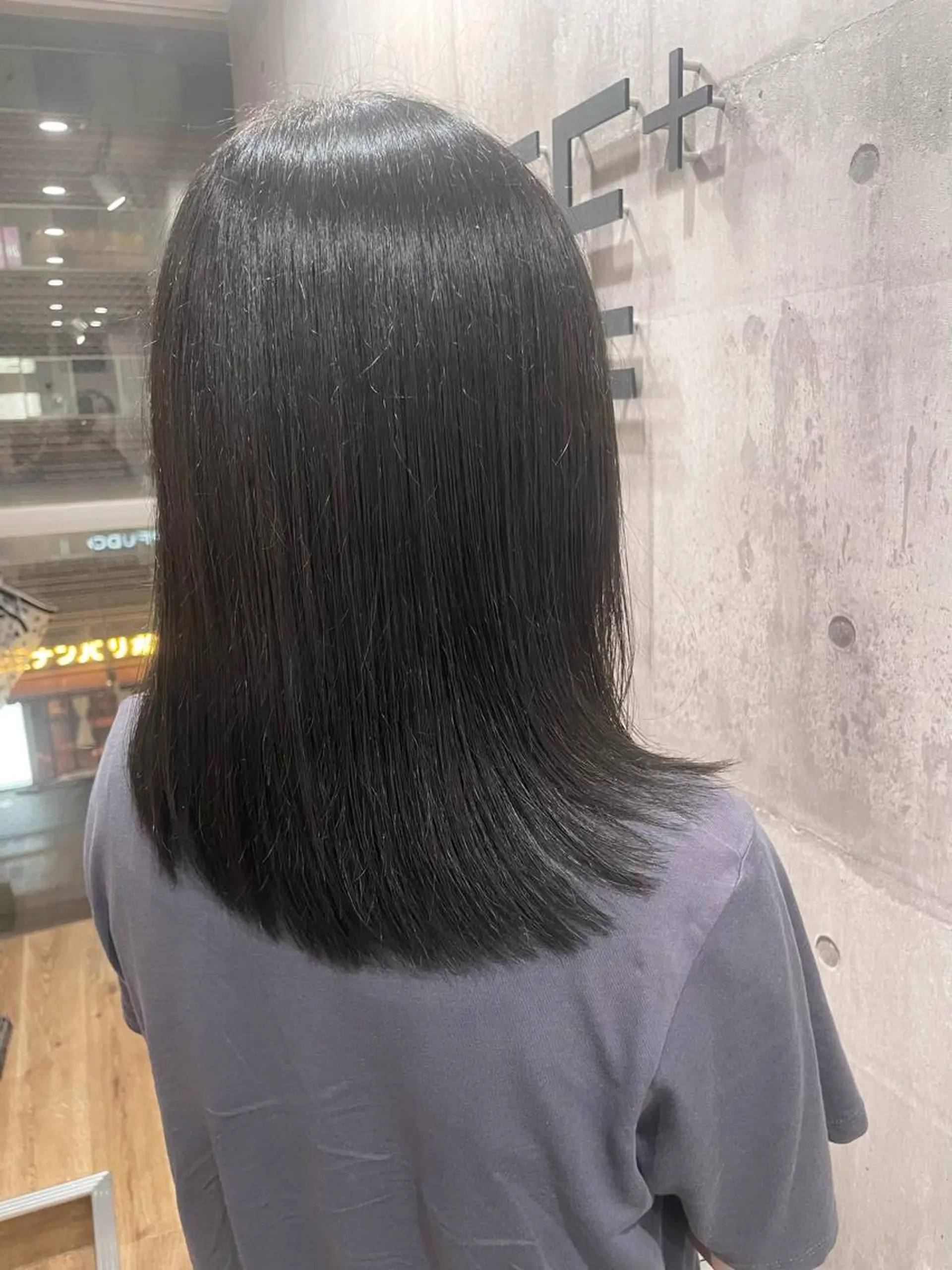 ミディアム カラー STAKK所属・KA SU MIのヘアスタイル