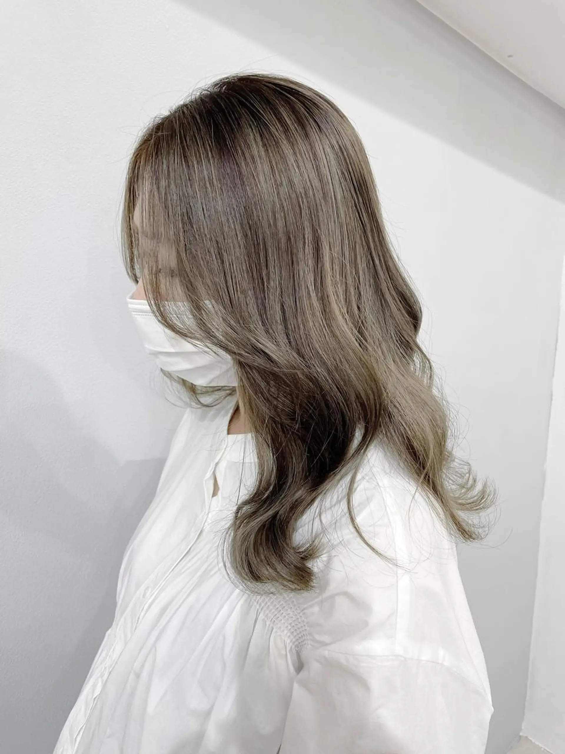 セミロング カラー ブリーチなし/透明感 カラー🕊️坂入上総のヘアスタイル