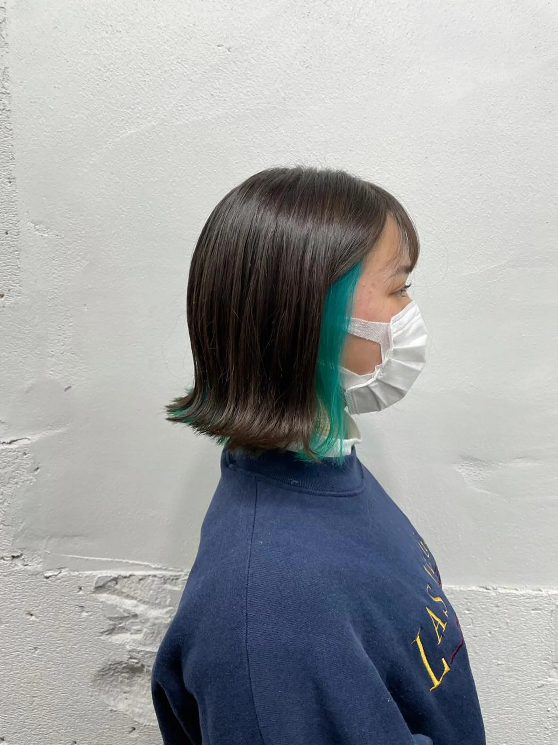 ミディアム カラー シールエクステ バレイヤージュ ミストバング ダブルカラー エメラルドグリーン ヘアカラー 🧡艶髪ちゅるん髪 🫧🧡YUKI❄️のヘアスタイル