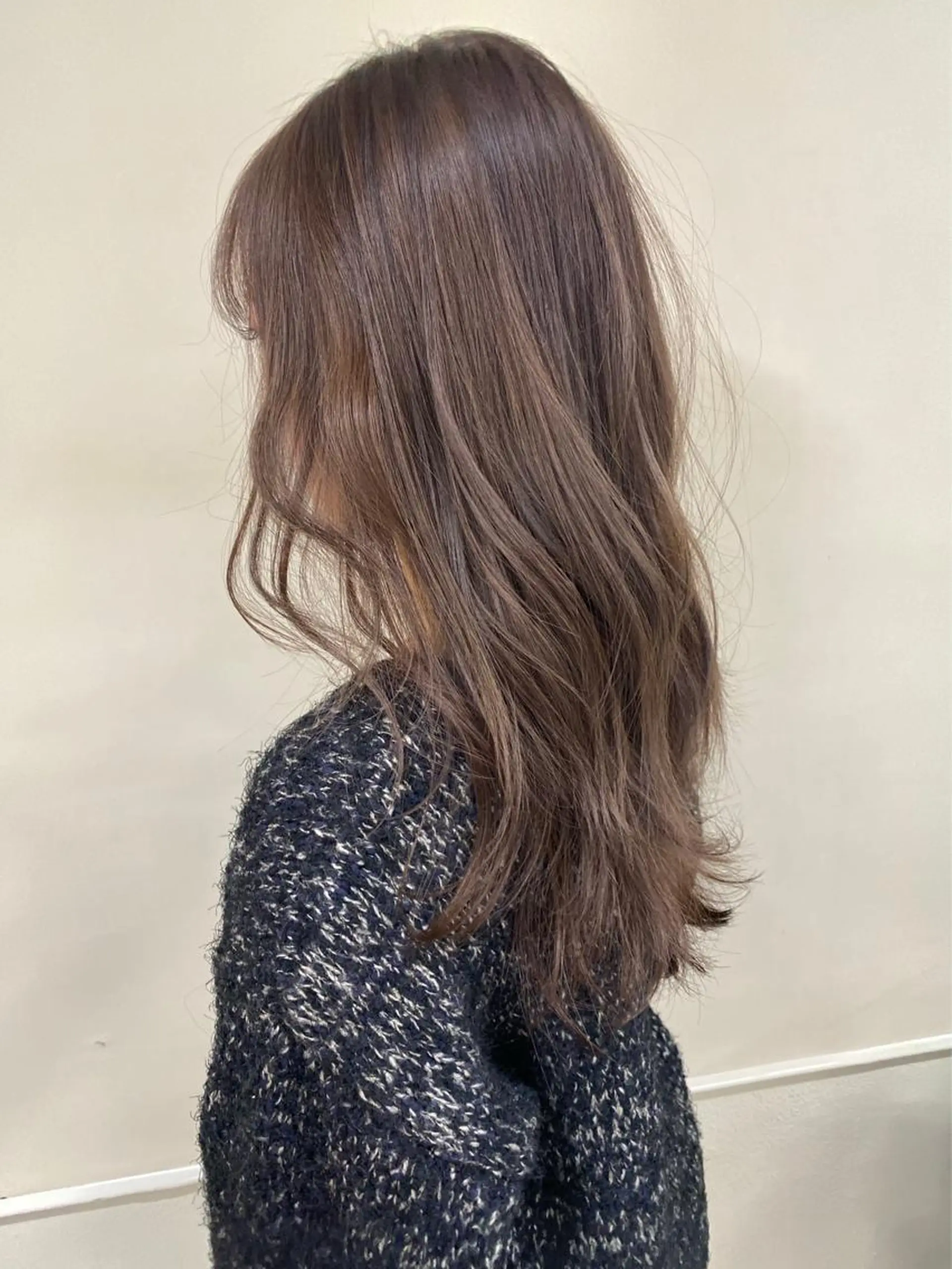 ロング カラー ブリーチ レイヤーウルフ エクステ磯部のヘアスタイル