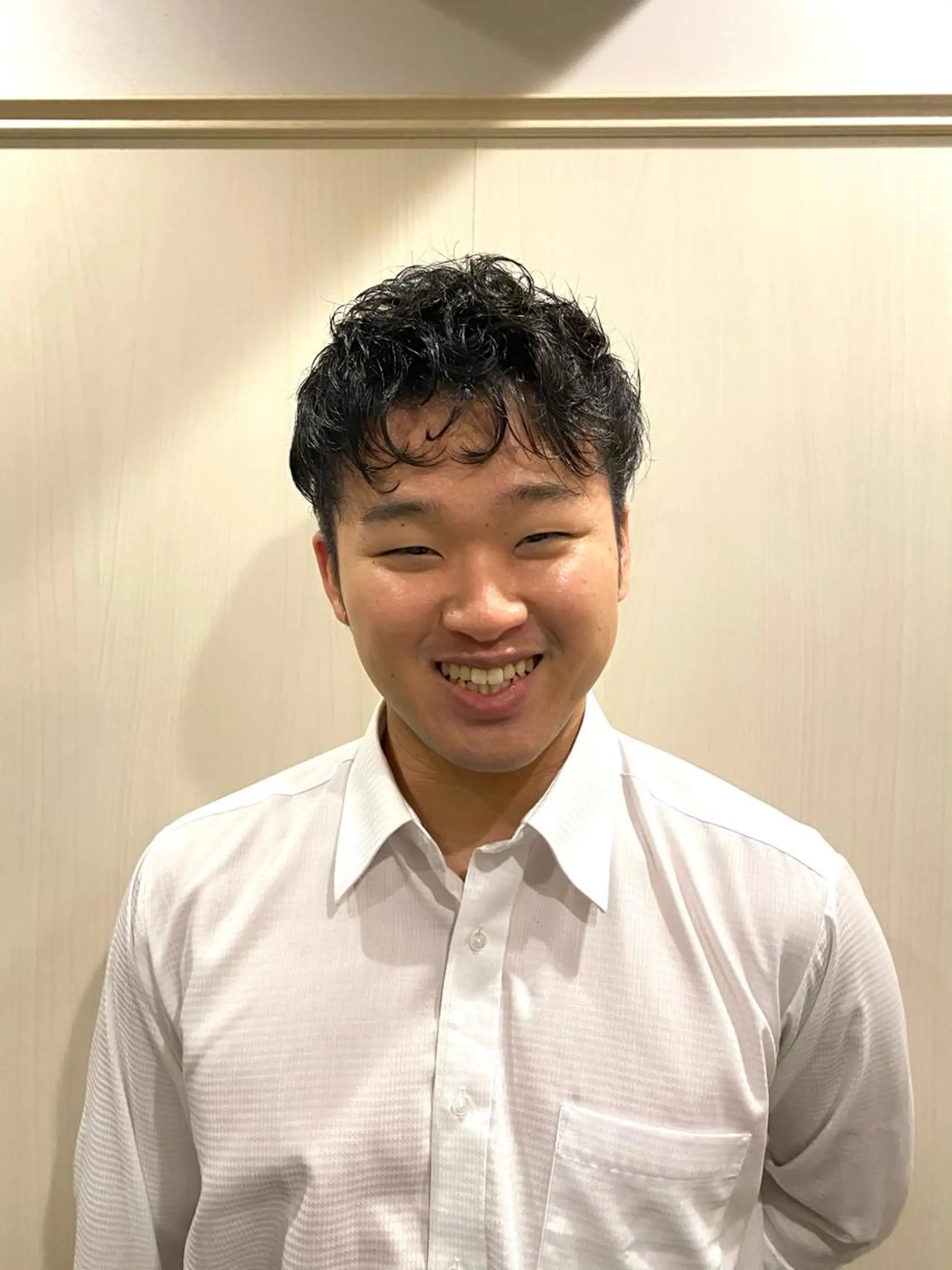 ミディアム パーマ メンズ マッシュ くせ毛 ブライダルエステ🪽 ミレイの眉毛・アイブロウイメージ