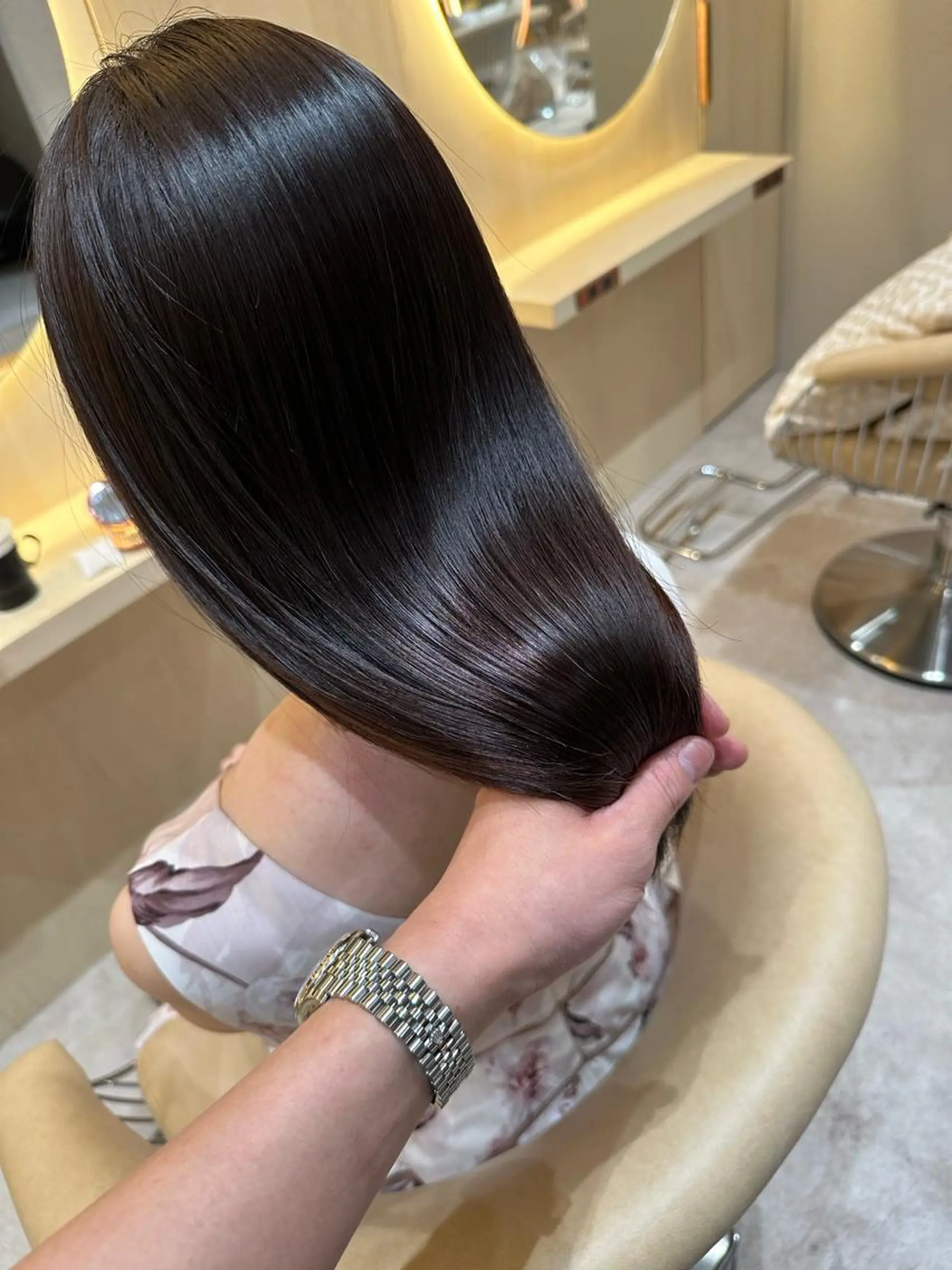 ロング カット ヘアカラー 縮毛矯正 トリートメント 🩵縮毛矯正・ボブ 岩原朋也🩵のヘアスタイル