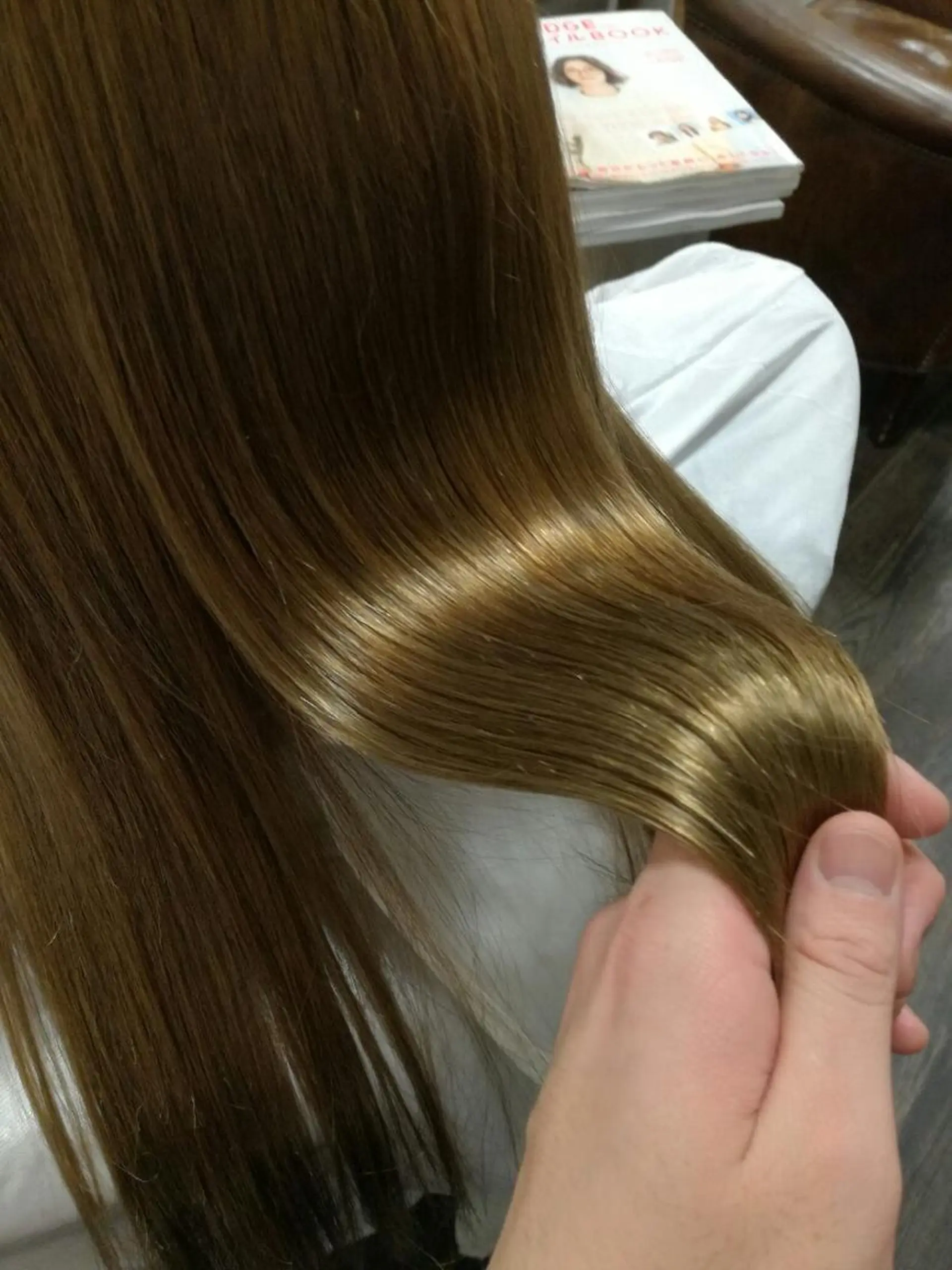 ロング カラー ベージュカラー 中津No.1髪質改善 店長✨透ける暗髪のヘアスタイル