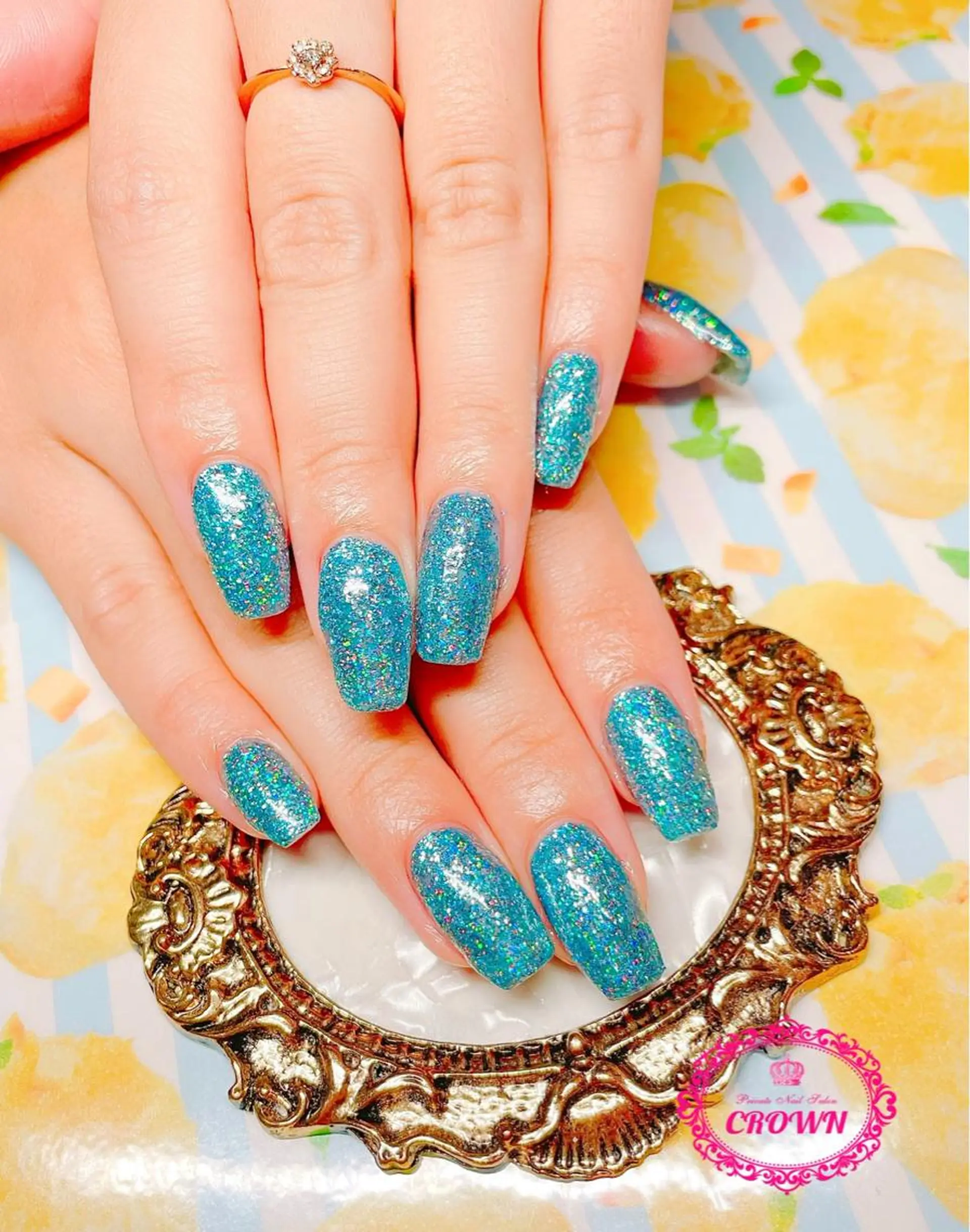 ネイル ハンドネイル CROWN プライベートサロンのネイルデザイン