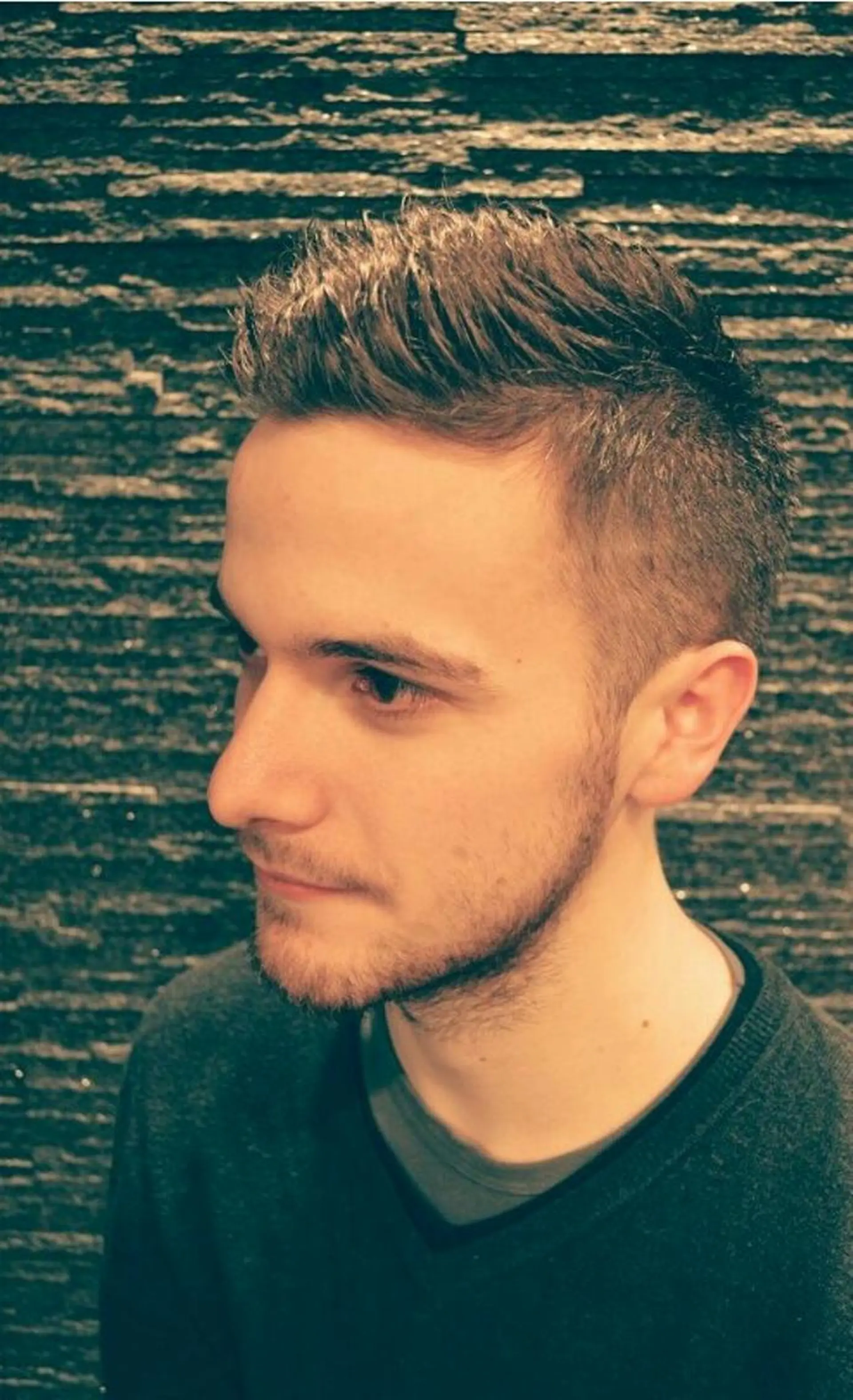 ショート 外国人風カラー ショートヘア 岩間 佳祐のヘアスタイル