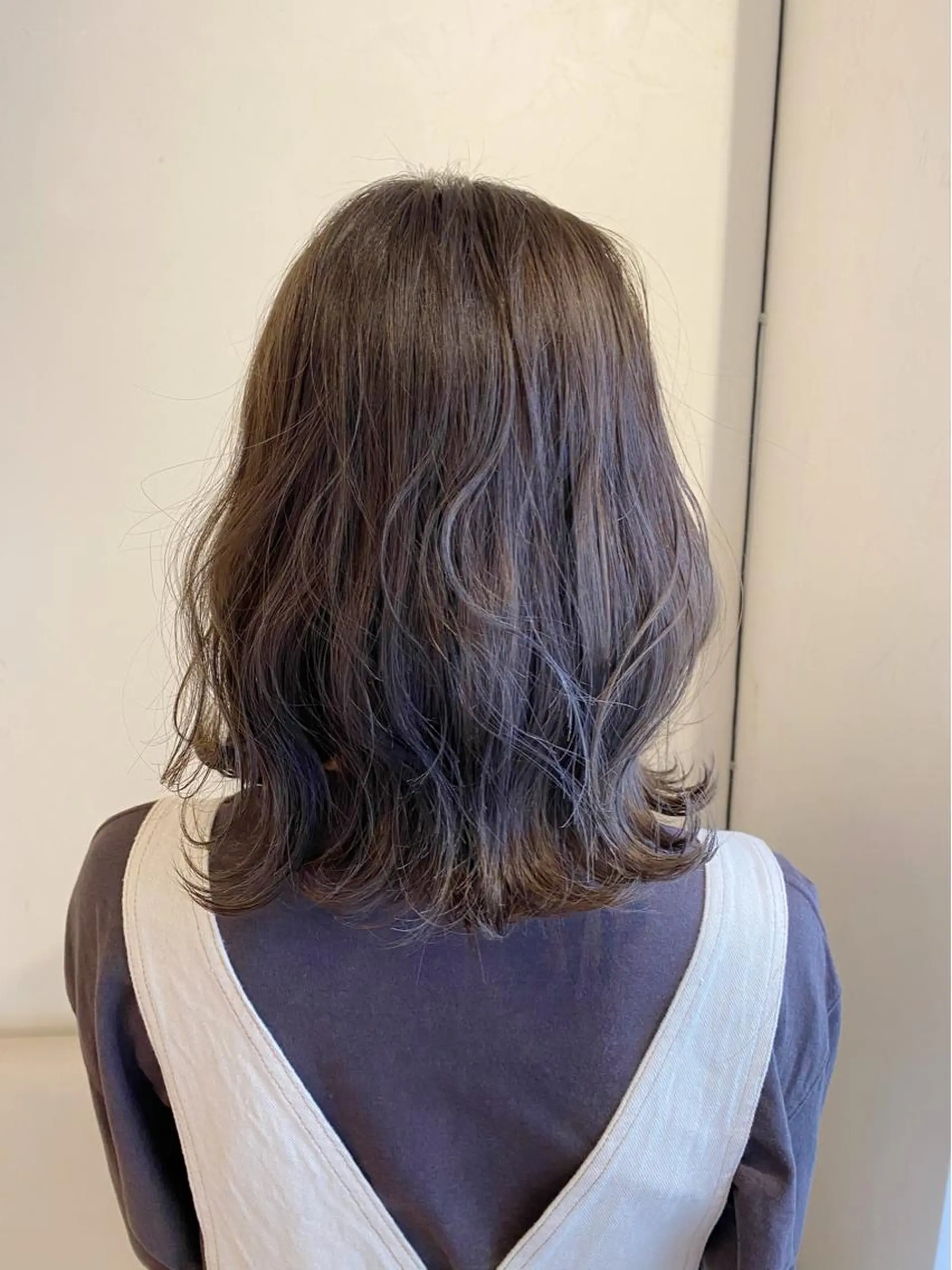 ミディアム カラー 透明感カラー グレージュ ヘアカラー トリートメント 石井 佑樹のヘアスタイル