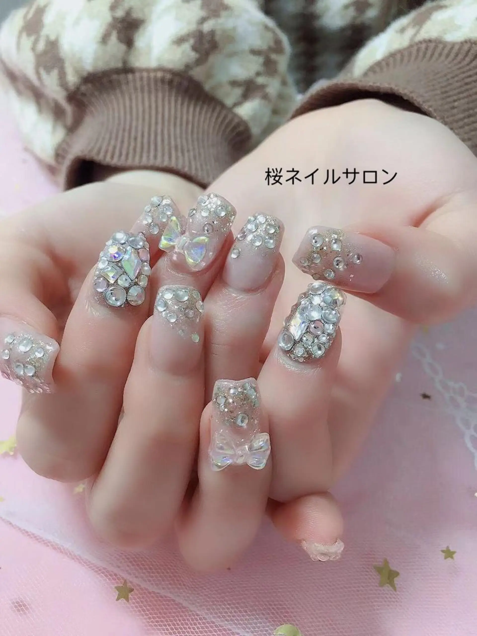 ネイル ハンドネイル MoonNail ユリ🌸のネイルデザイン