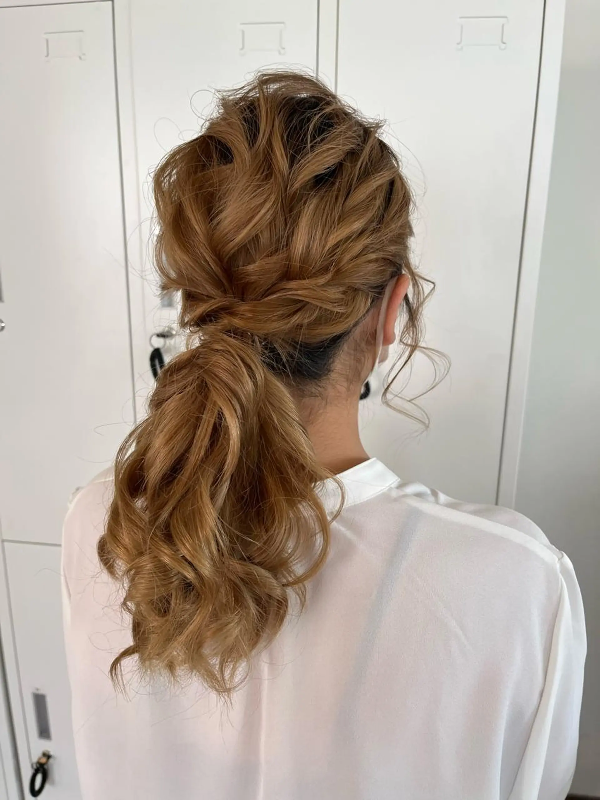 ロング ヘアアレンジ Emma ecole /栄/RIOのヘアスタイル