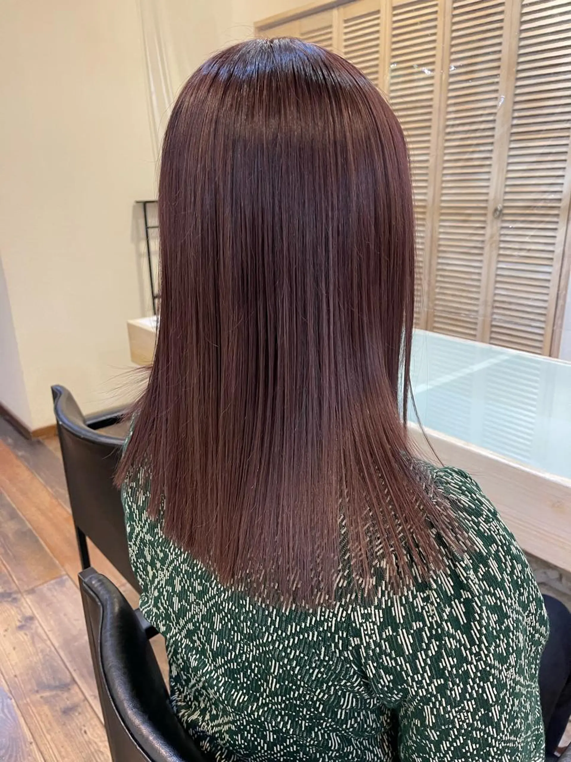 セミロング カラー 梶原 真帆のヘアスタイル