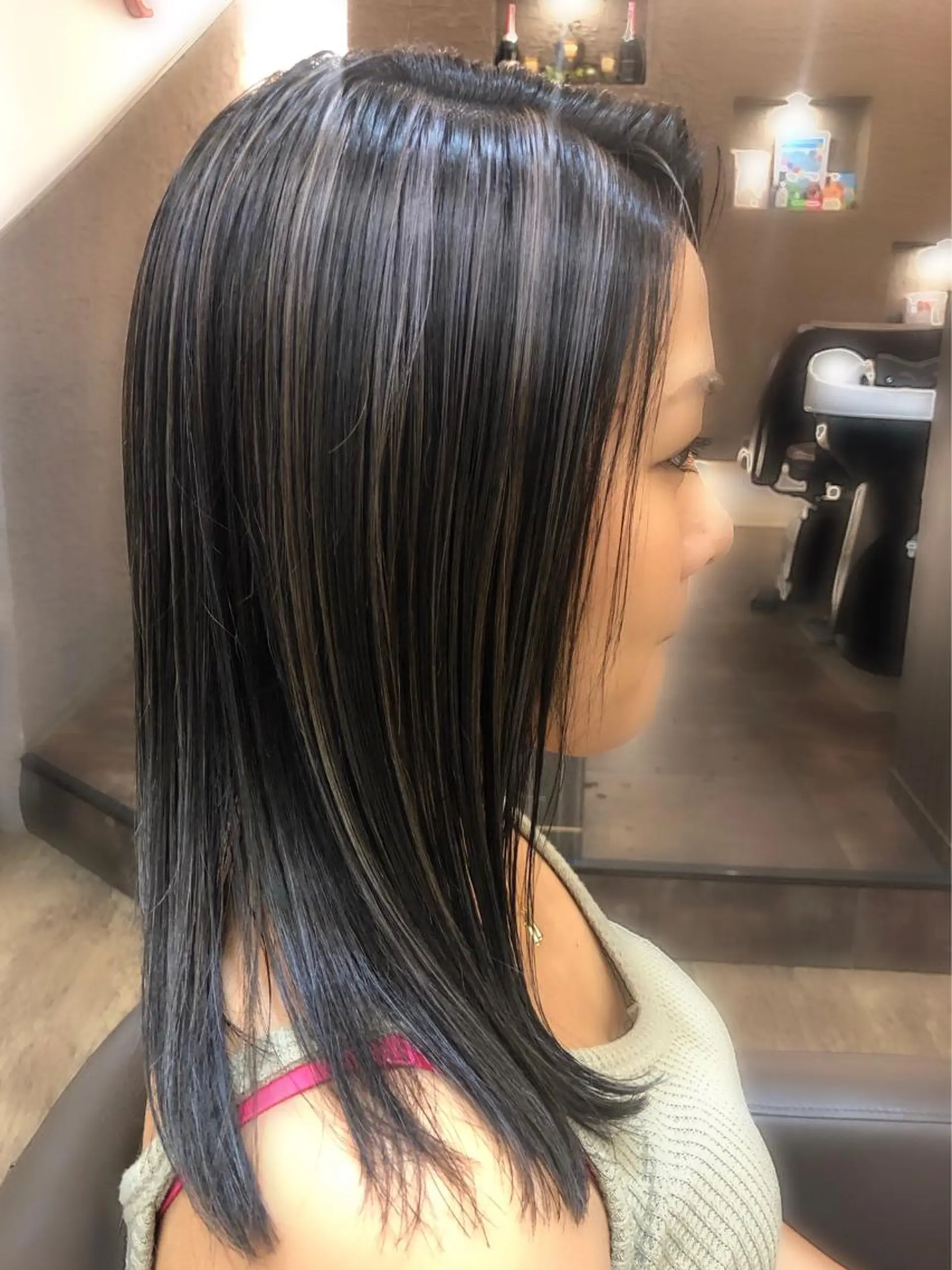 セミロング パーマ ハイライト カット ヘアカラー 尚平 40代からの 髪質改善専門のその他イメージ