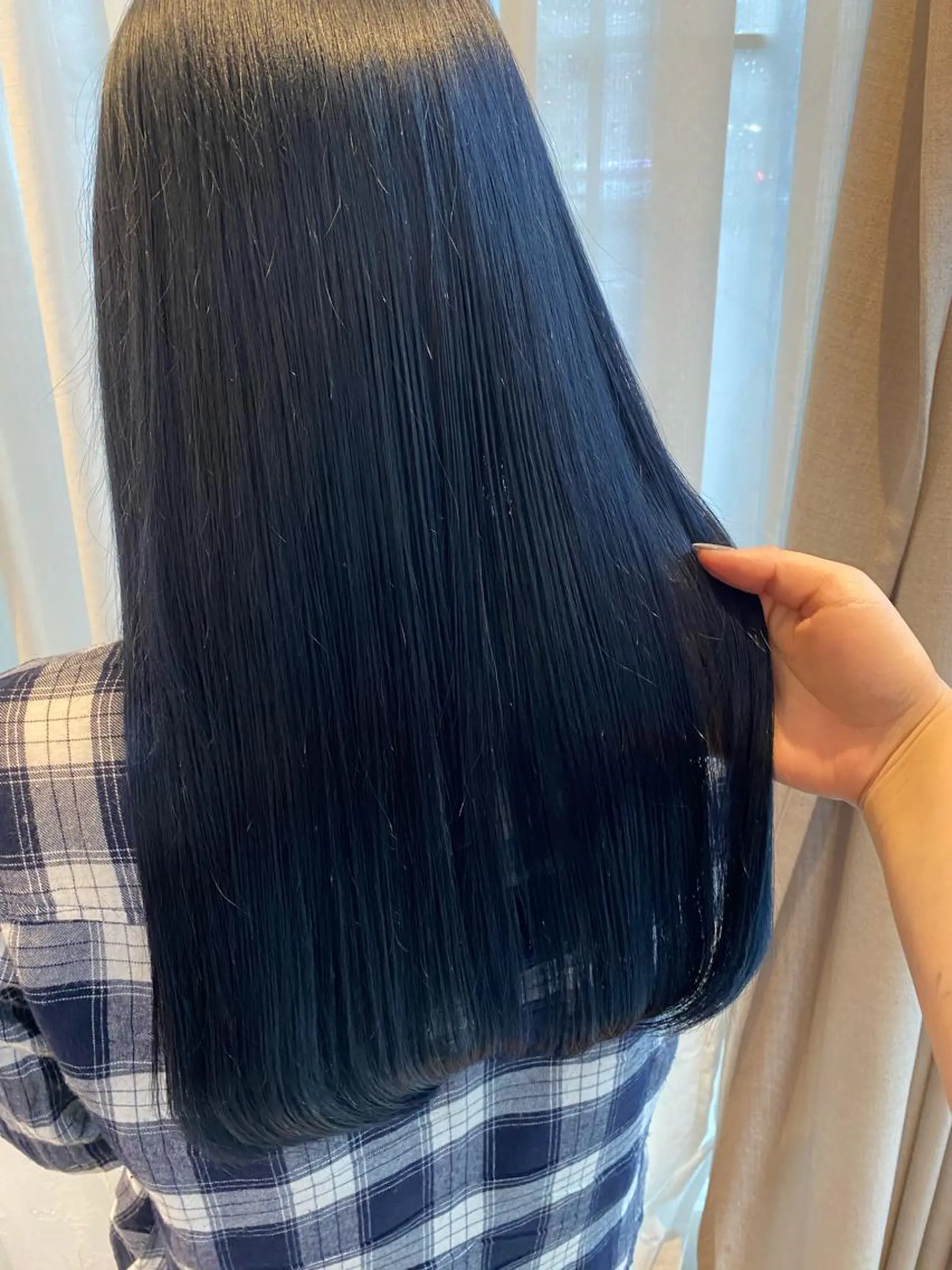 ロング カラー nailist mana𖤐´-のネイルデザイン