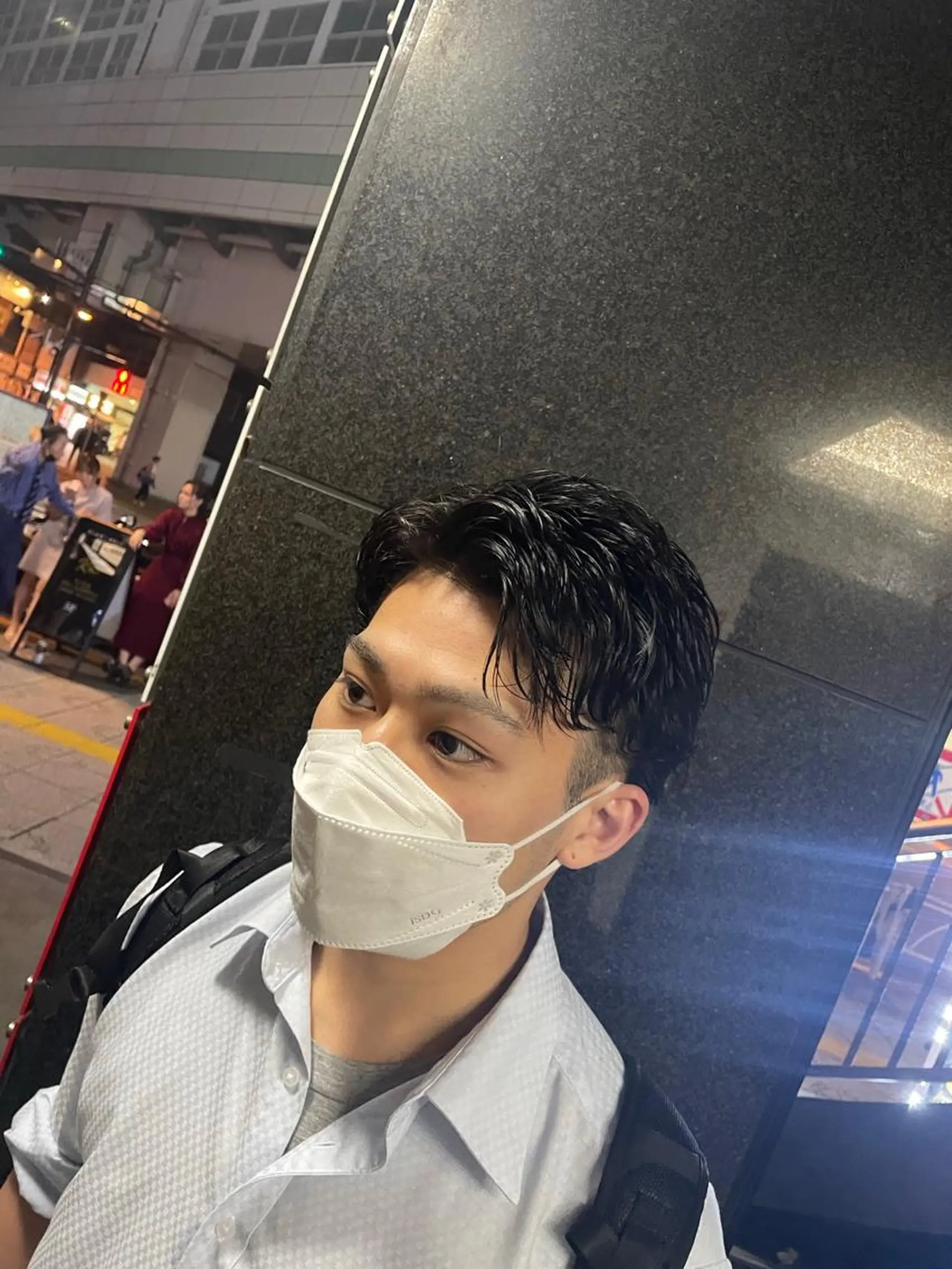 ミディアム ミディアムパーマ 瀬波 秀行のヘアスタイル