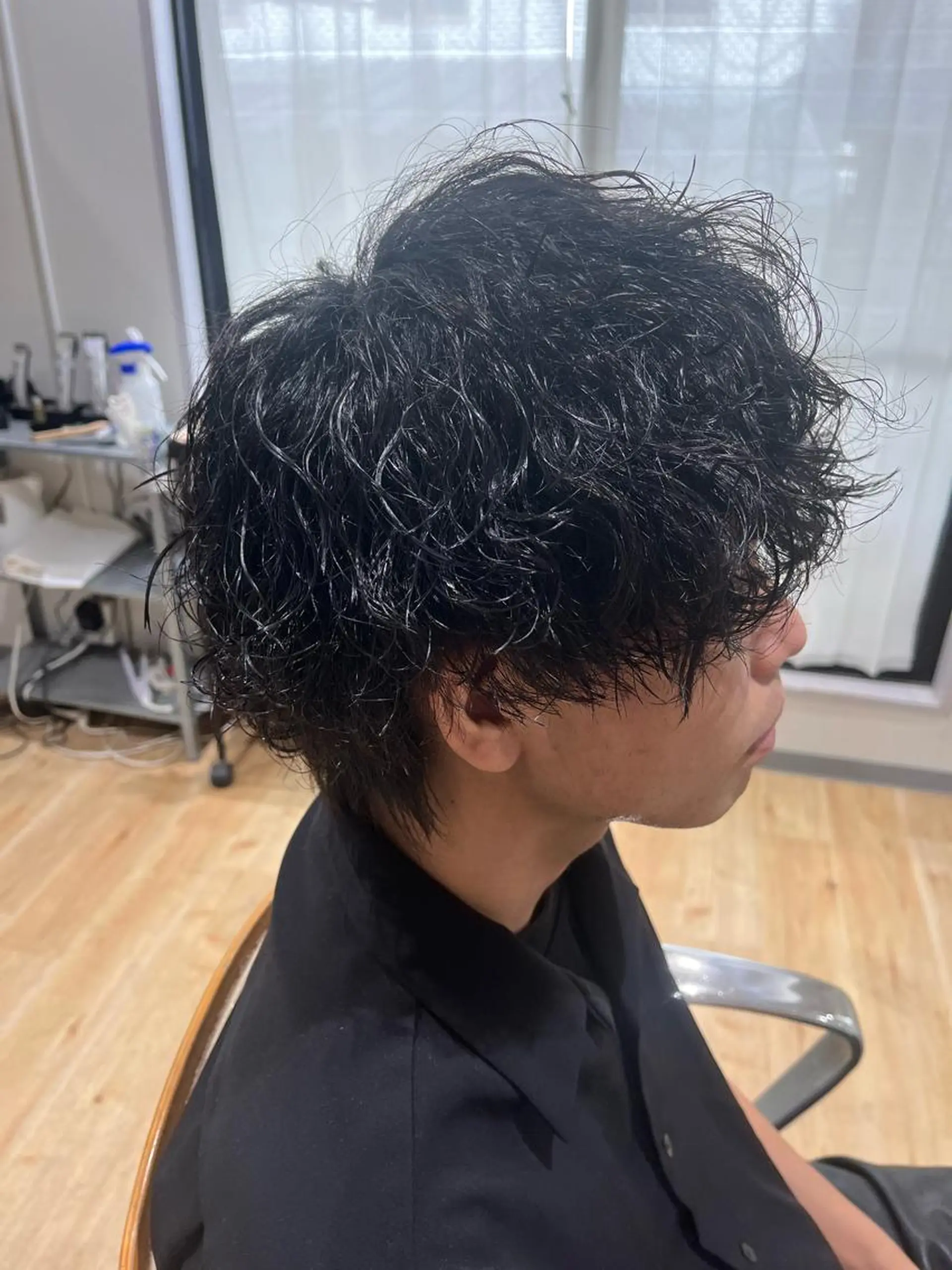 ショート カラー パーマ メンズ 波巻きパーマ メンズウルフカット ウルフカット カット パーマ Men'ssalon LiG／kaitoのヘアスタイル