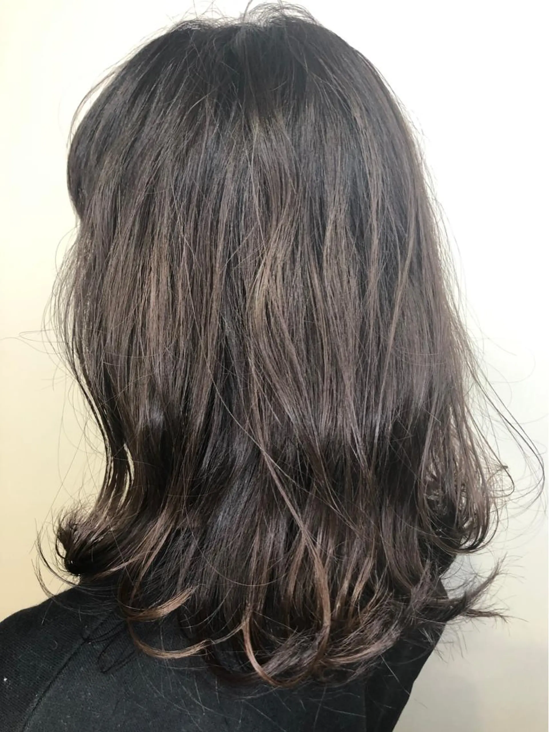 ミディアム カラー メンズヘア特化 崎田 成人のヘアスタイル