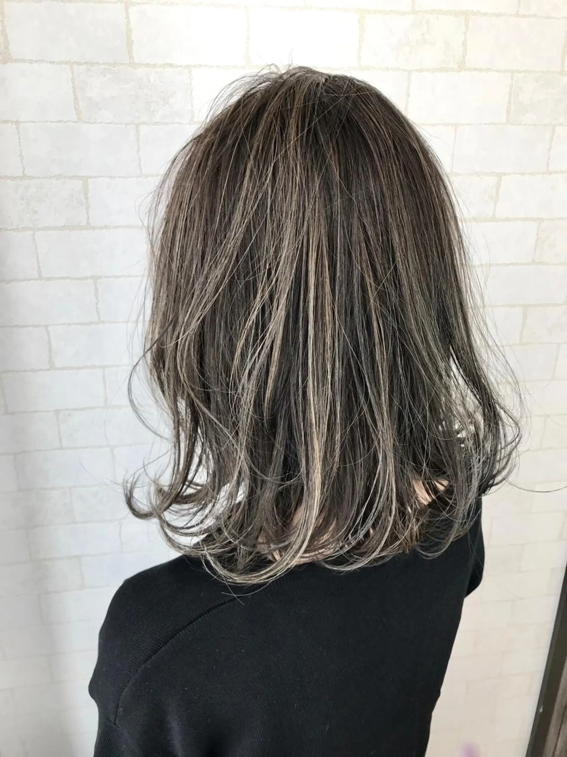 ミディアム カラー 神野 雅樹のヘアスタイル