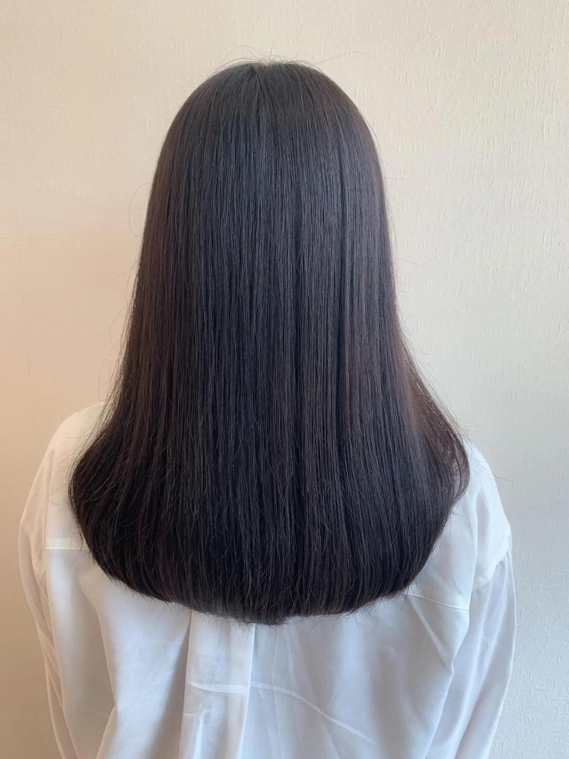 セミロング カット トリートメント flat所属・今井 はるかのヘアスタイル