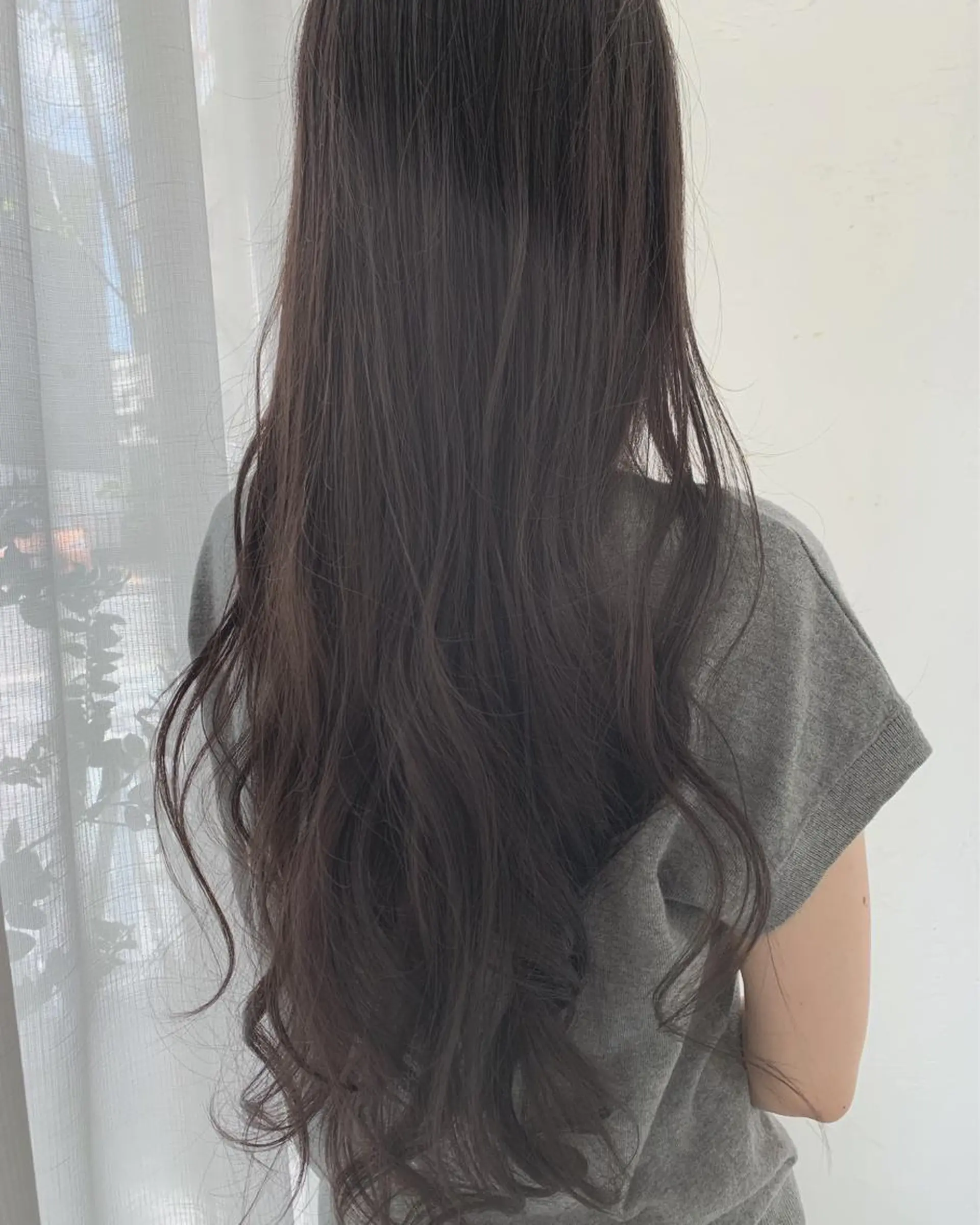 ロング カラー fio マナミのヘアスタイル