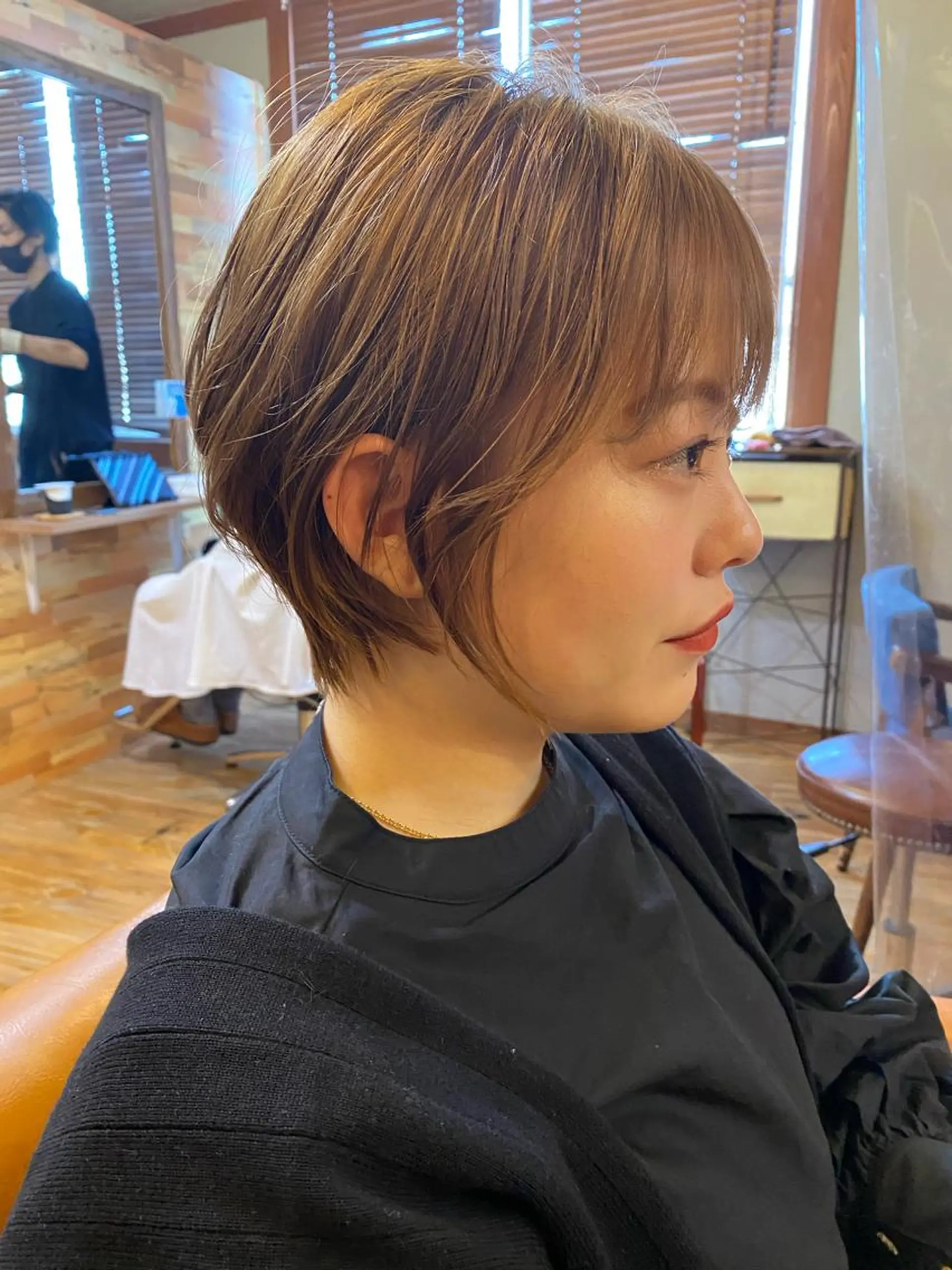 ショート カラー ショートヘア ハッシュカット /レイヤー/大阪中津のヘアスタイル