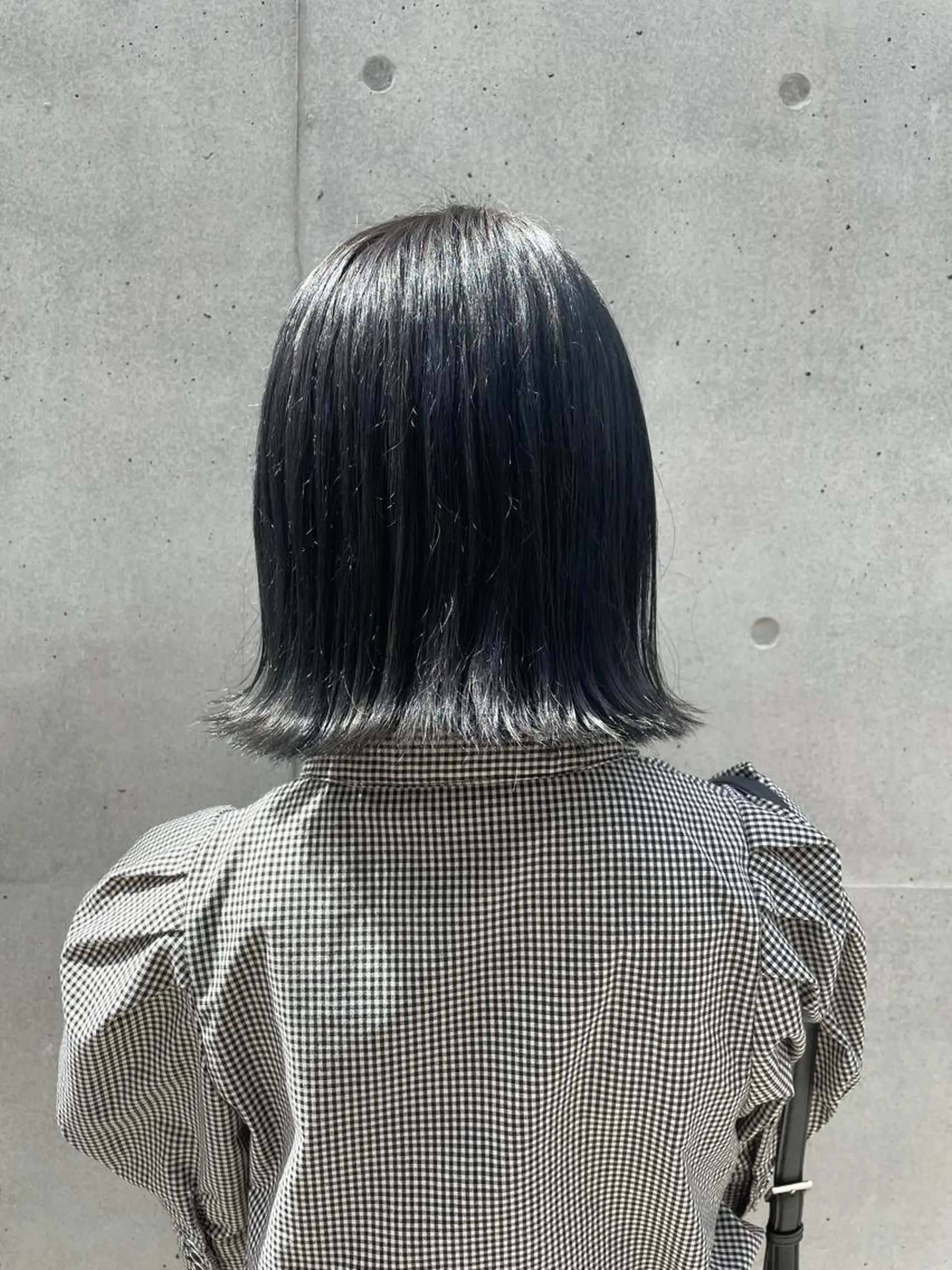 ミディアム 渋谷 留菜のヘアスタイル