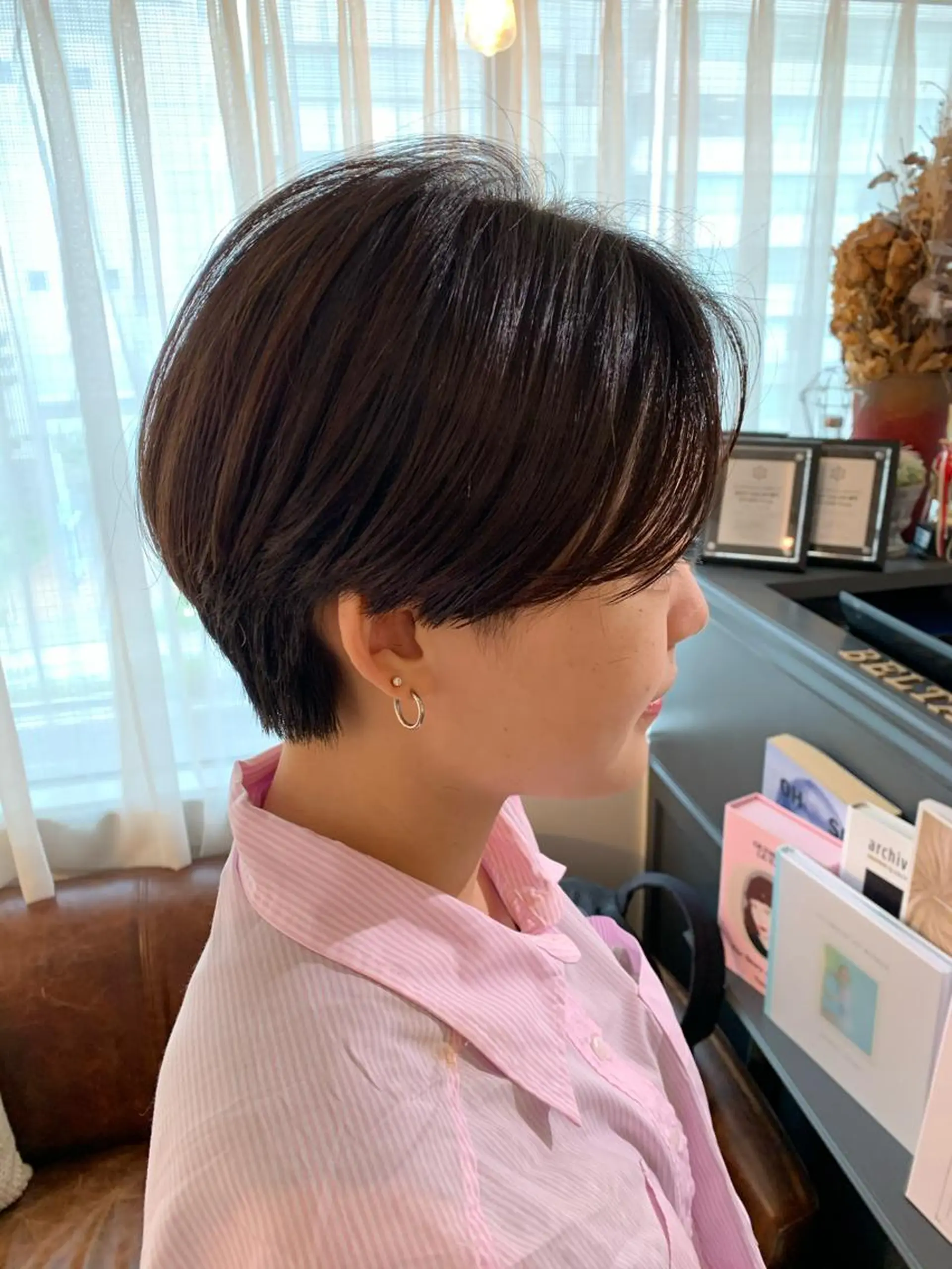 ショート カラー 安村 美奈のヘアスタイル