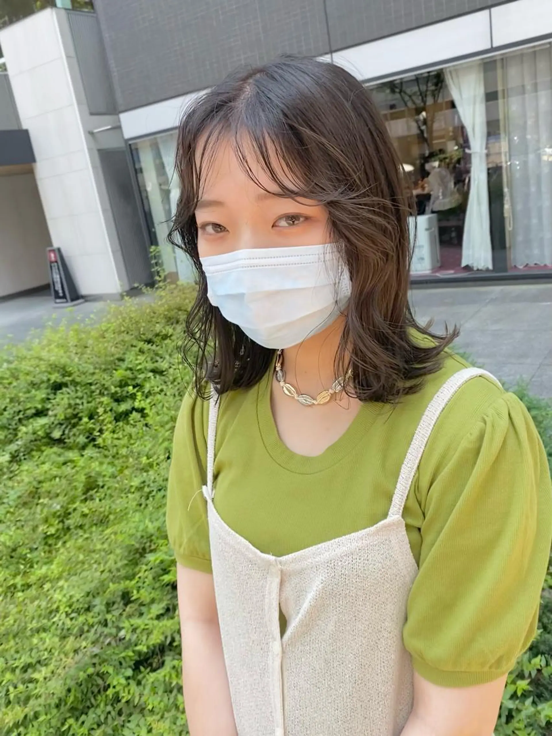 ミディアム デザインカラー/ボブ ブリーチカラー/ユリのヘアスタイル