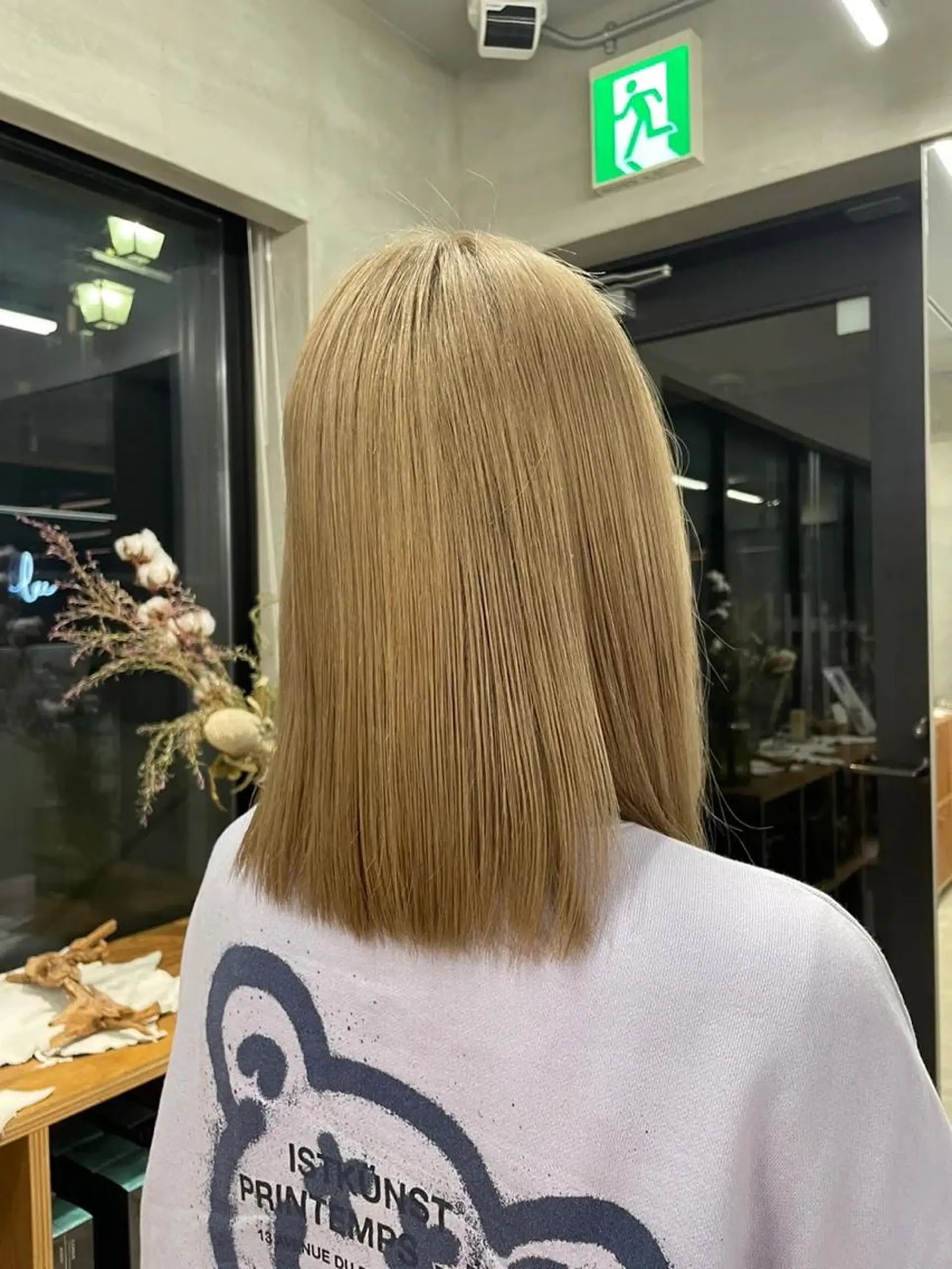 カラー 鶴井 美空のヘアスタイル
