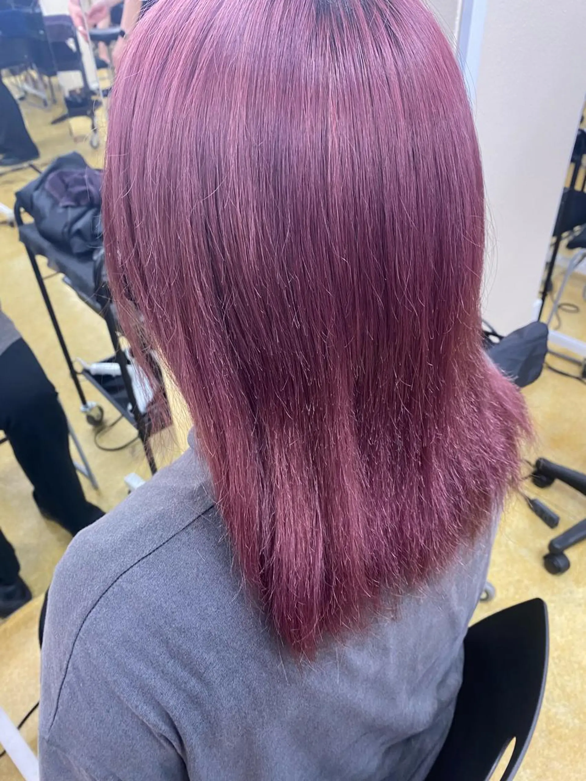 ロング カラー 🪄池袋ハイトーン 🪄ブリーチカラーのヘアスタイル