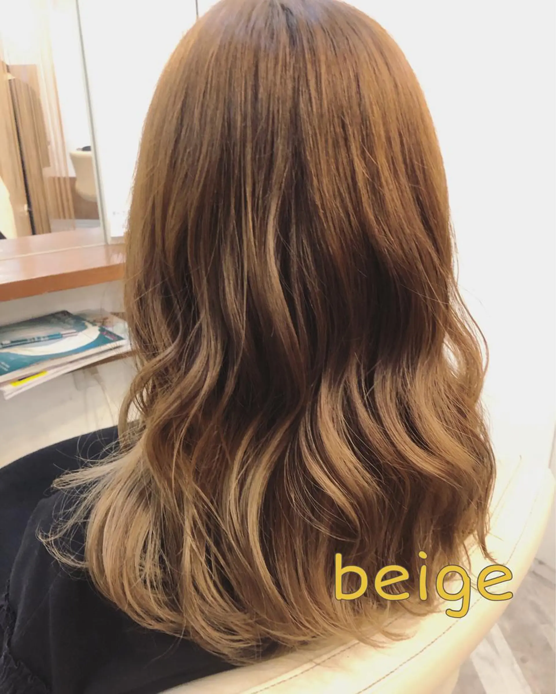 セミロング カラー 髪質改善✨️透明感カ ラー✧*。山下さいみのヘアスタイル