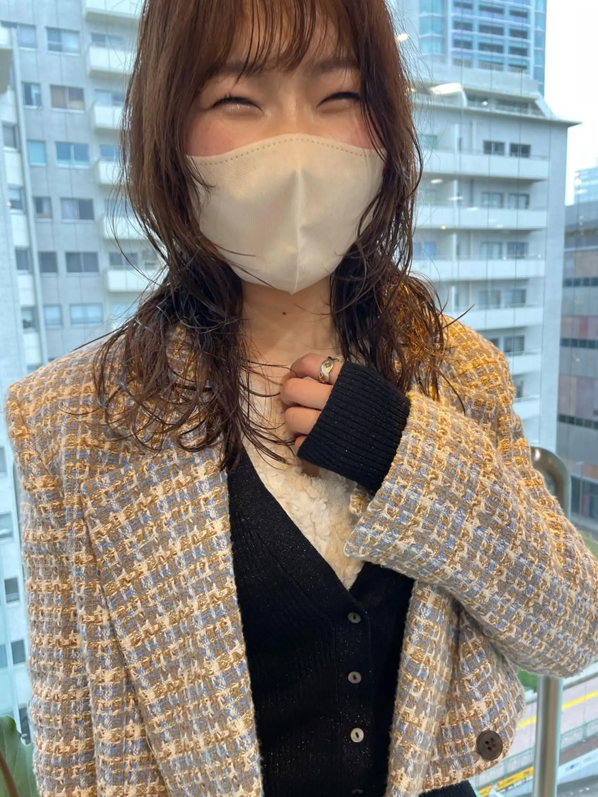 ミディアム カラー パーマ くせ毛 カット パーマ トリートメント レイヤー／似合わせ TAKUYAのヘアスタイル