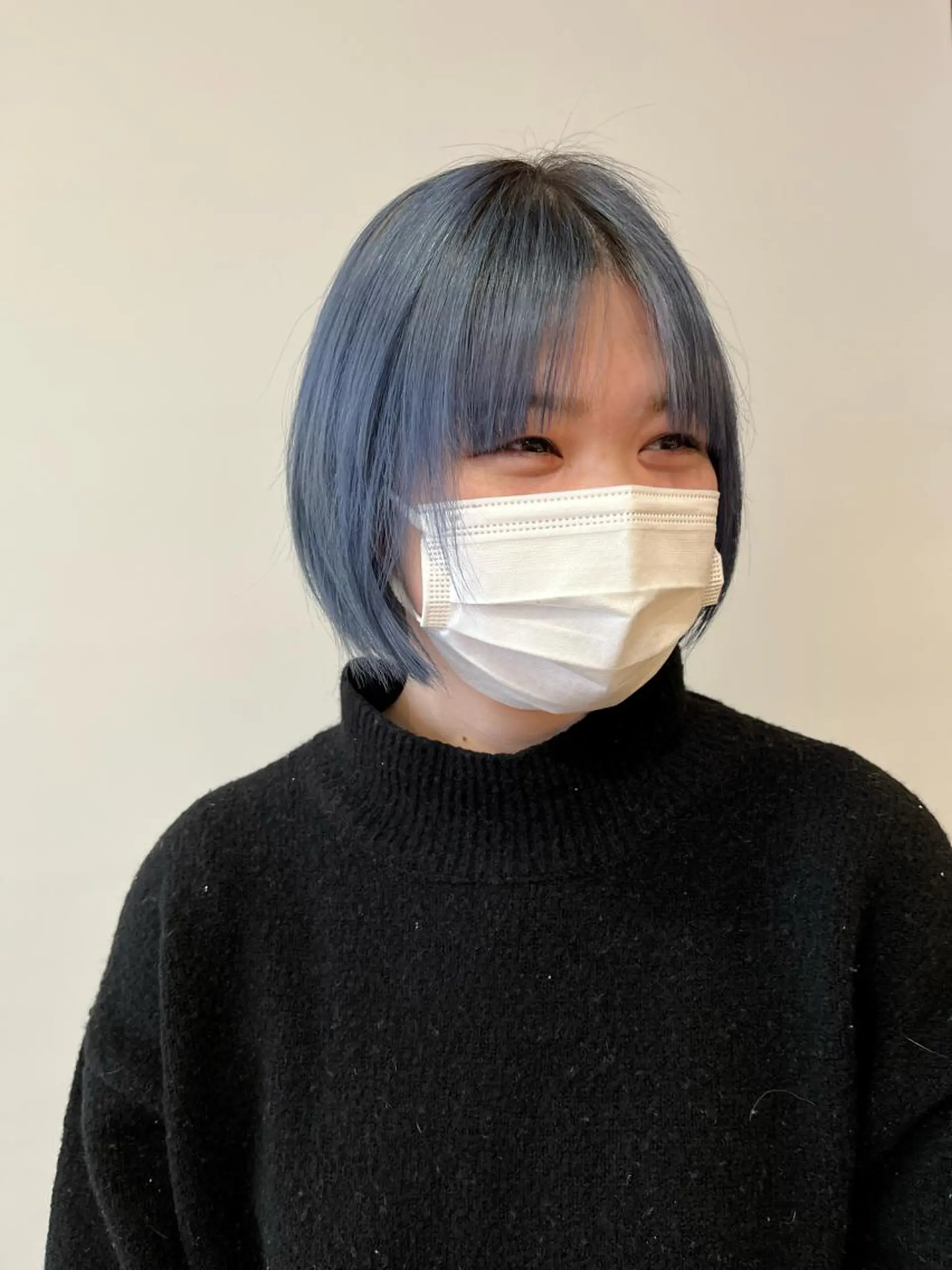 ショート カラー ネイビーカラー 石井 良典のヘアスタイル