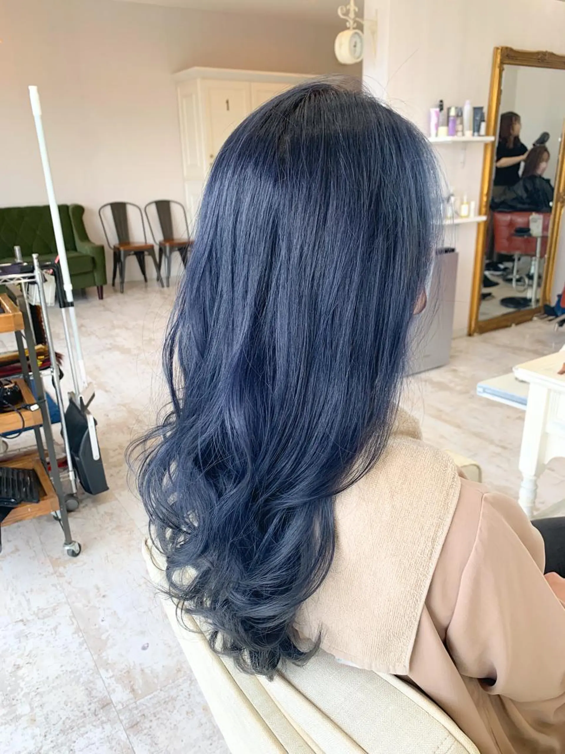 ロング カラー ブルーカラー 小森 翔太のヘアスタイル