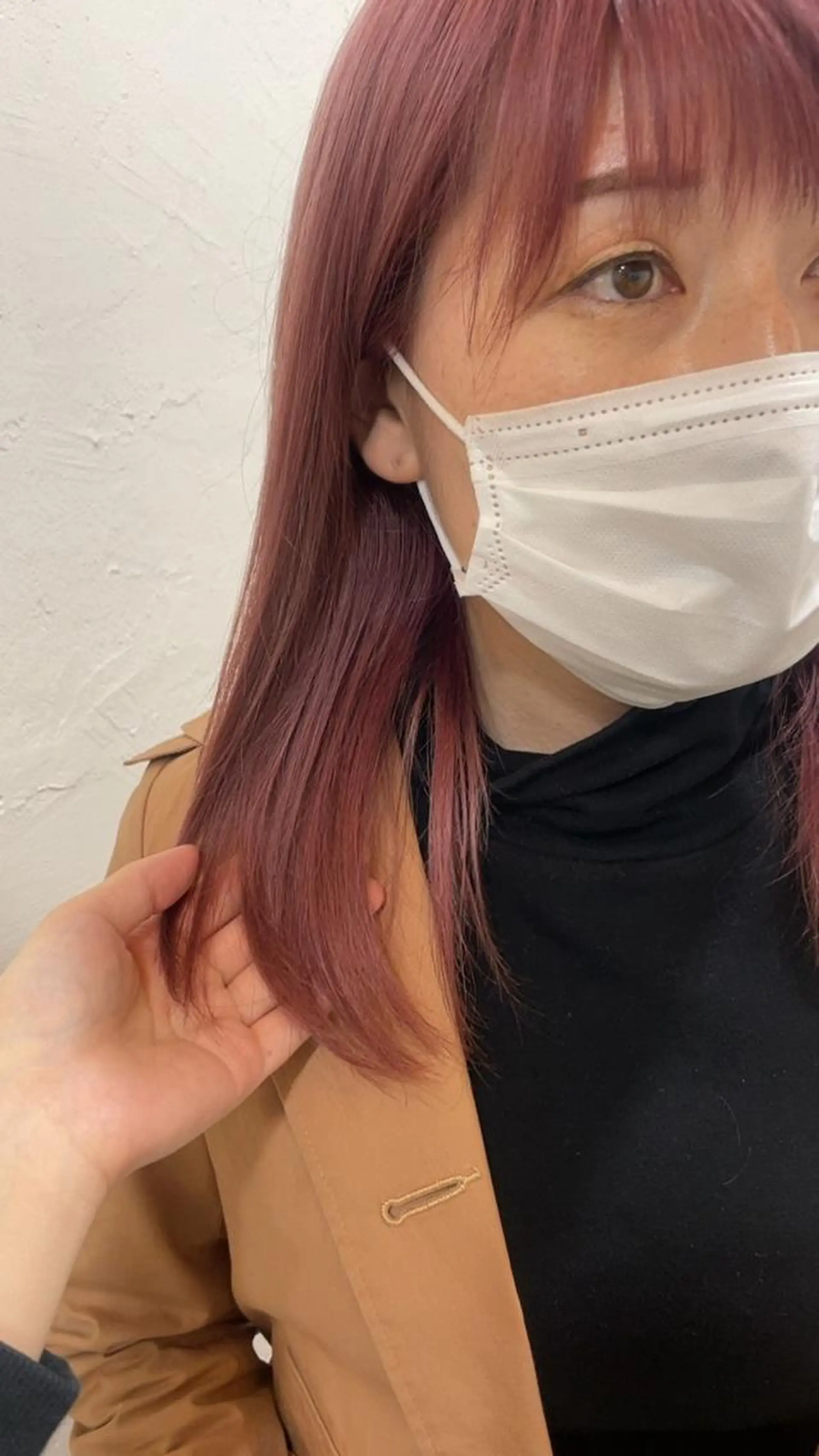 ミディアム カラー 小原 慧美のヘアスタイル