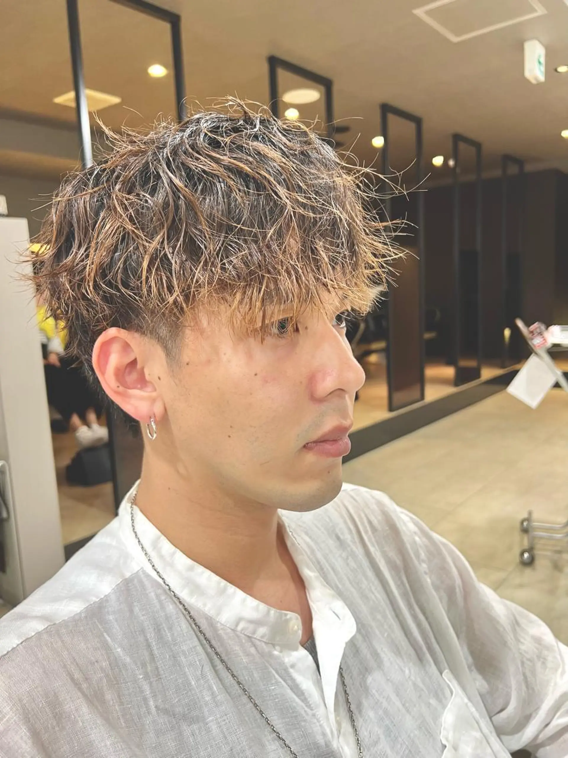 パーマ メンズ カット パーマ 心斎橋メンズサロン リベルテグリットのヘアスタイル