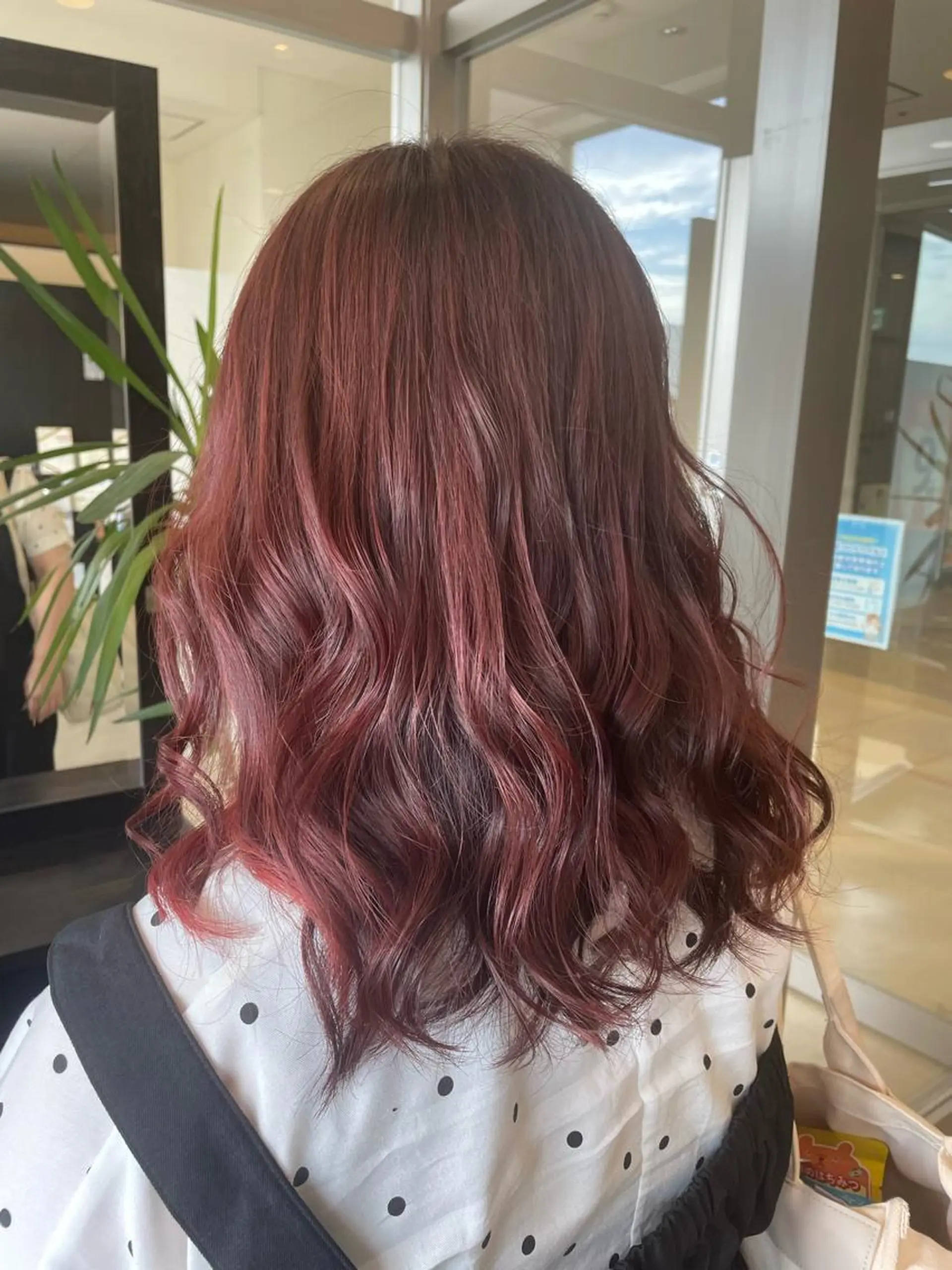 カラー 中尾 唯音名のヘアスタイル