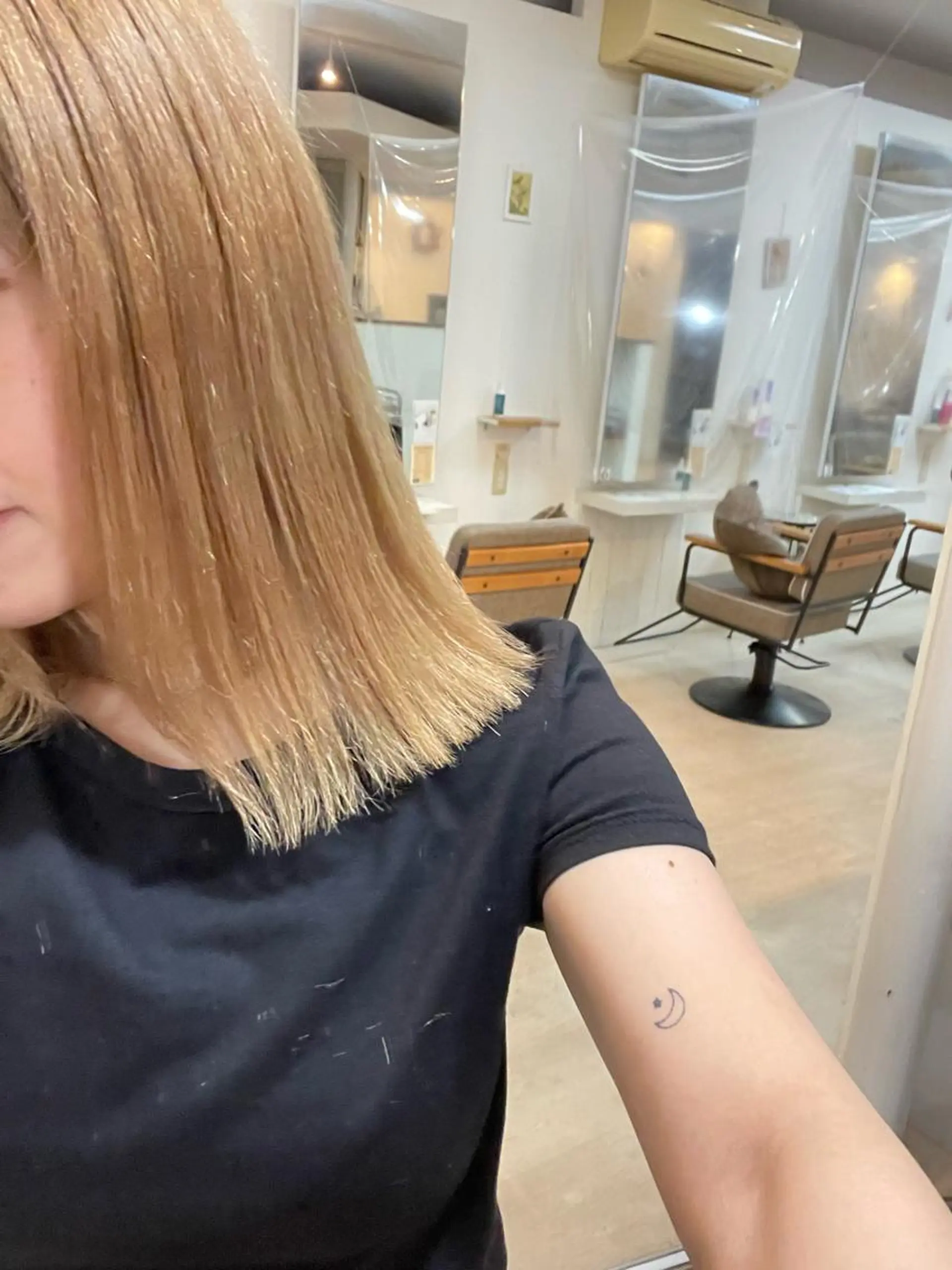 ミディアム 市村 香多のヘアスタイル