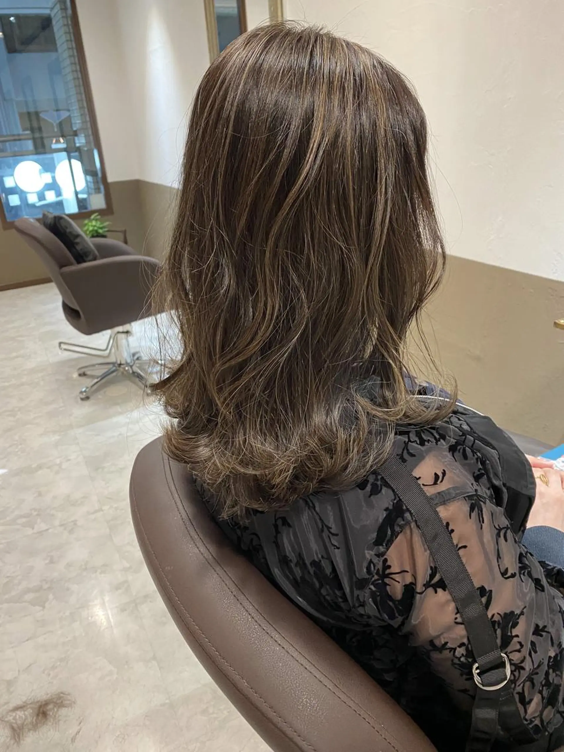 ミディアム カラー 坂井田 浩樹のヘアスタイル